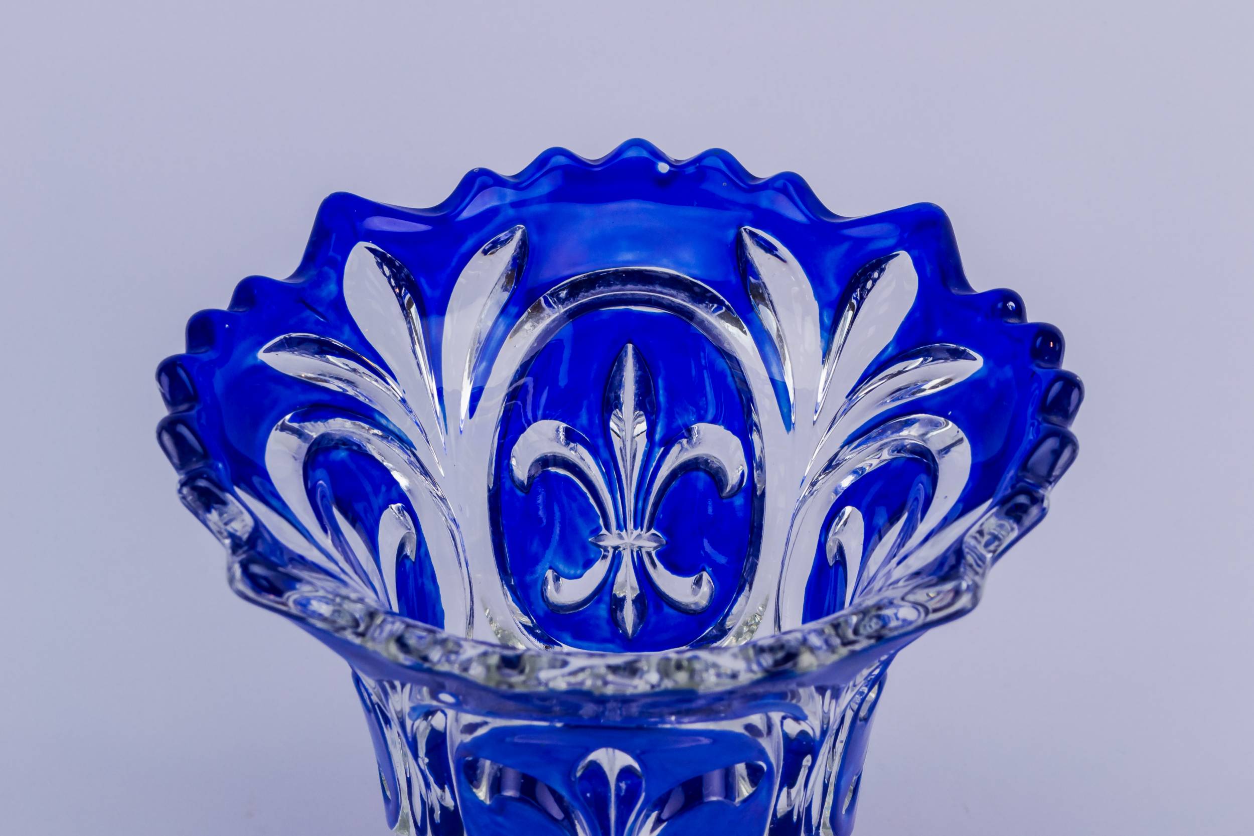 Vintage Medium VASE — Fleur-de-lis glass vase 2