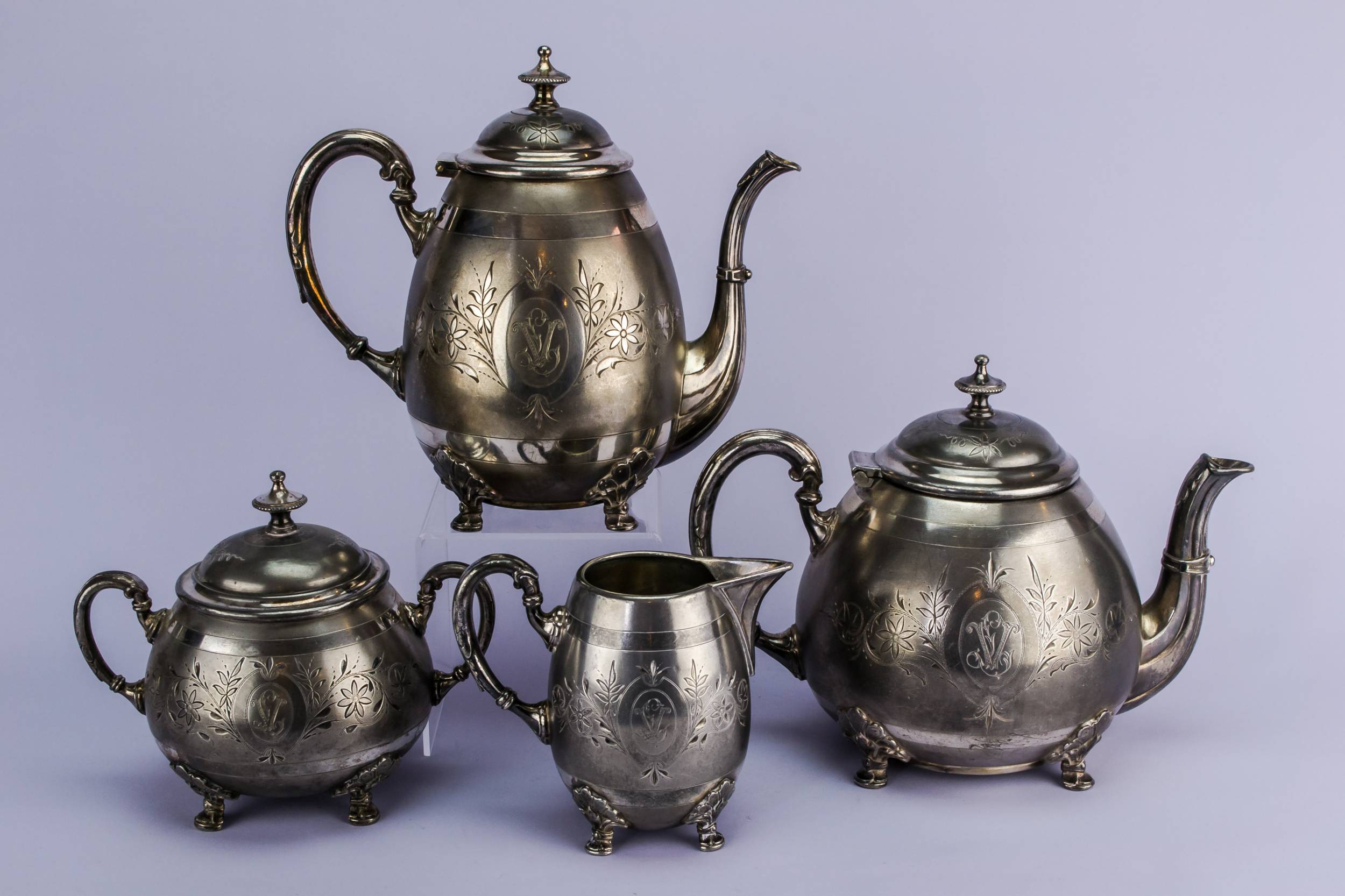 Piece Antique Opulent — WMF tea and coffee set 3