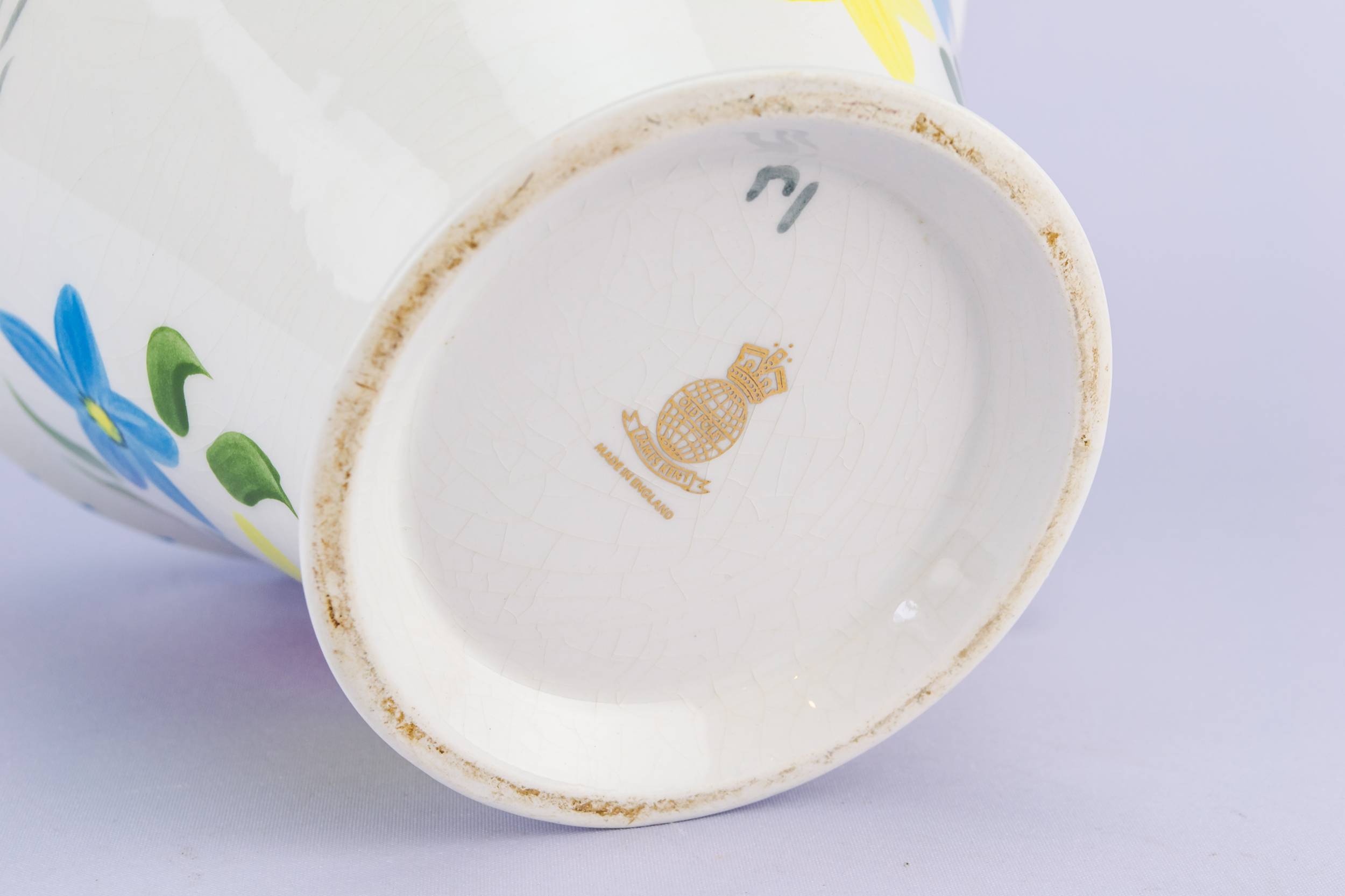 White Art Deco — Colourful ceramic teapot 3