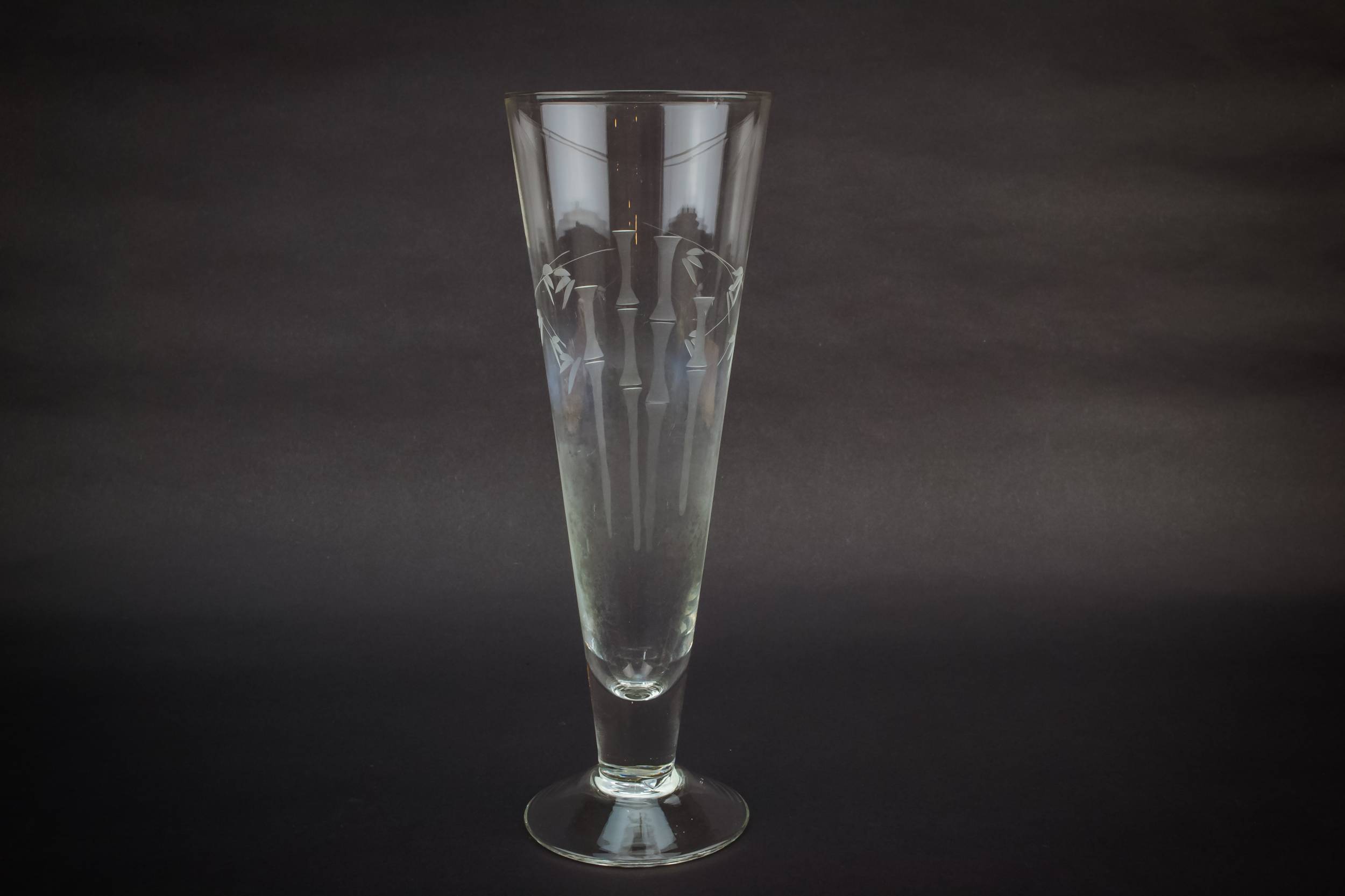Blown Glass Elegant — 6 engraved champagne flutes 2