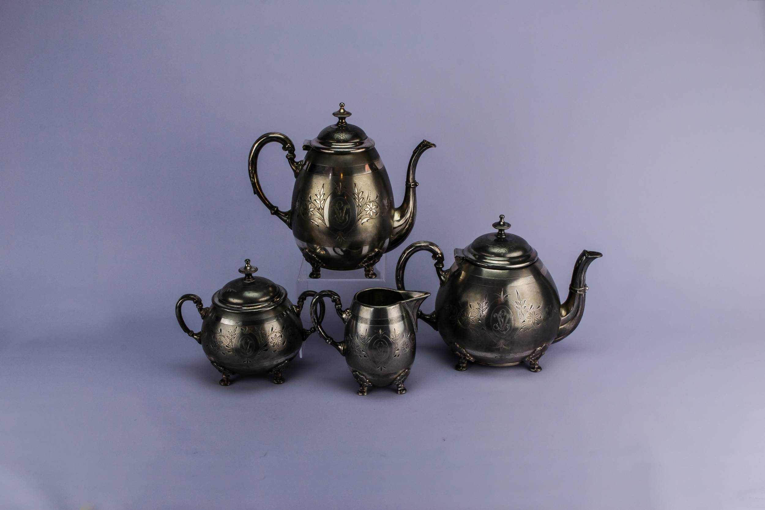 Piece Antique Opulent — WMF tea and coffee set