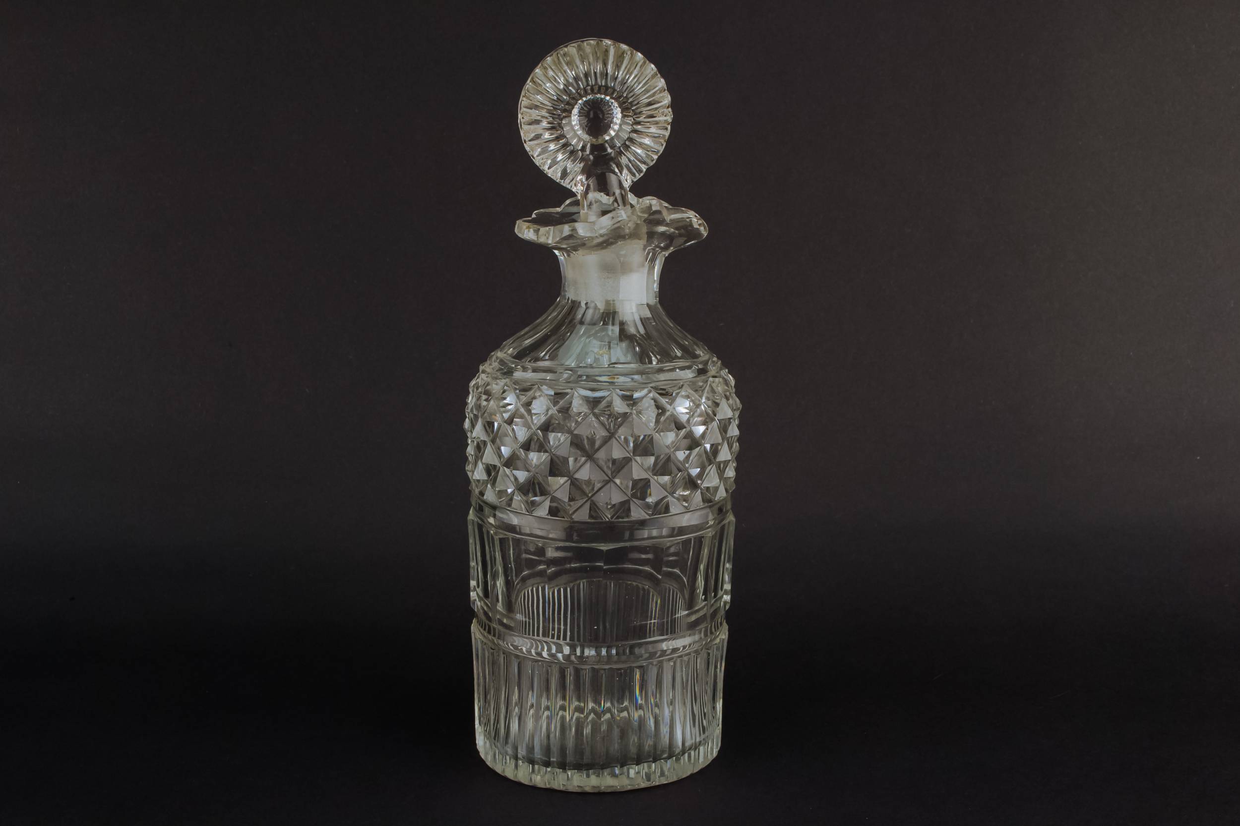 Cut Glass Antique — Cut glass Regency decanter 5