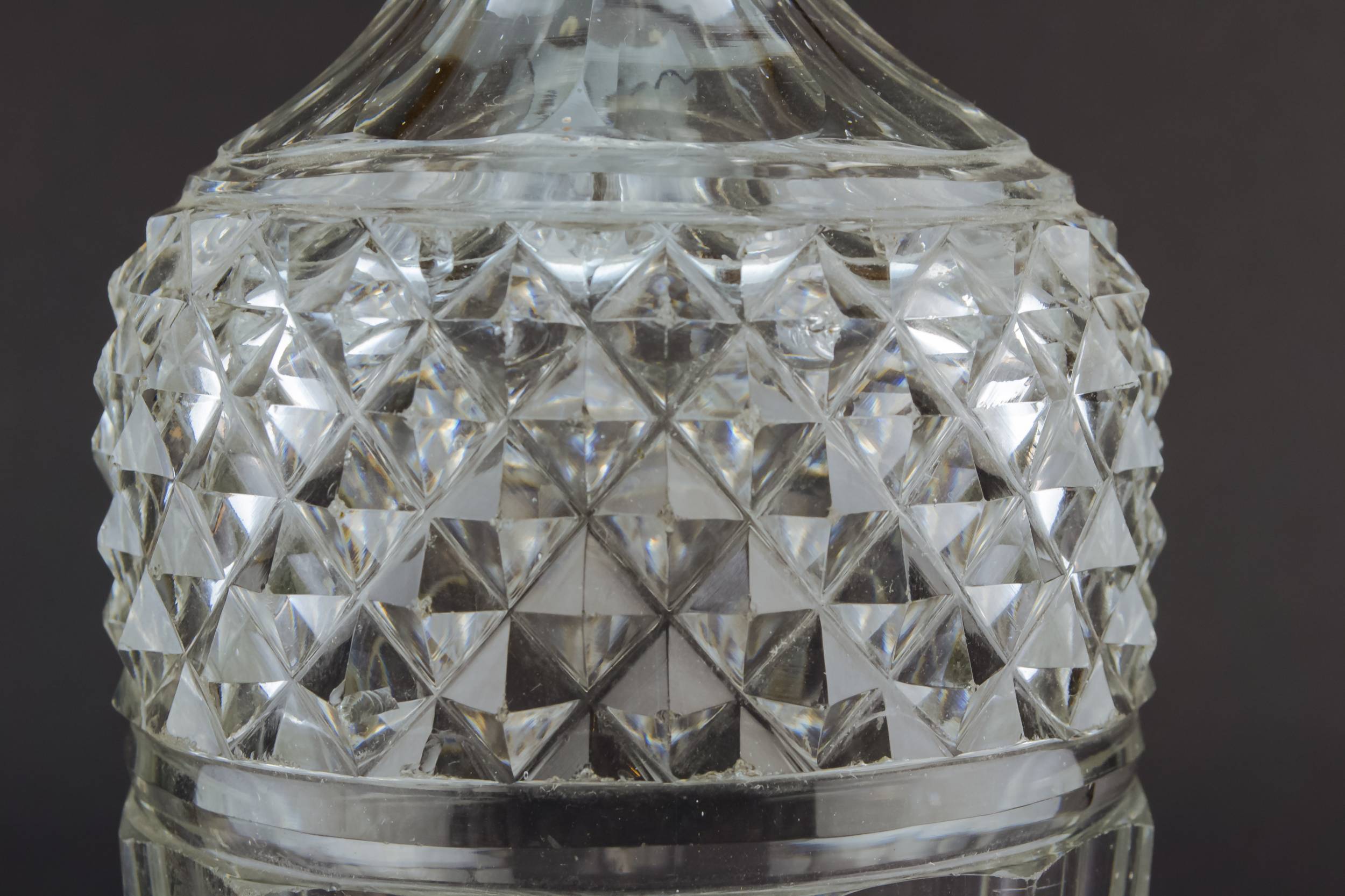 Cut Glass Antique — Cut glass Regency decanter 4