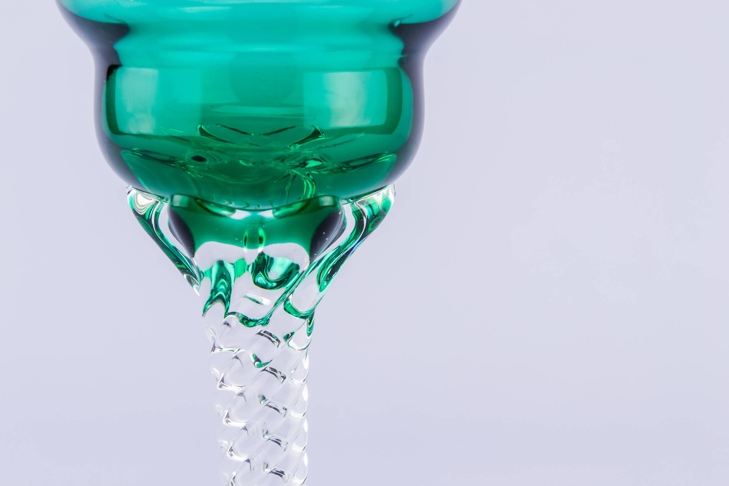 Green Antique 35 — Green port stem glass 1