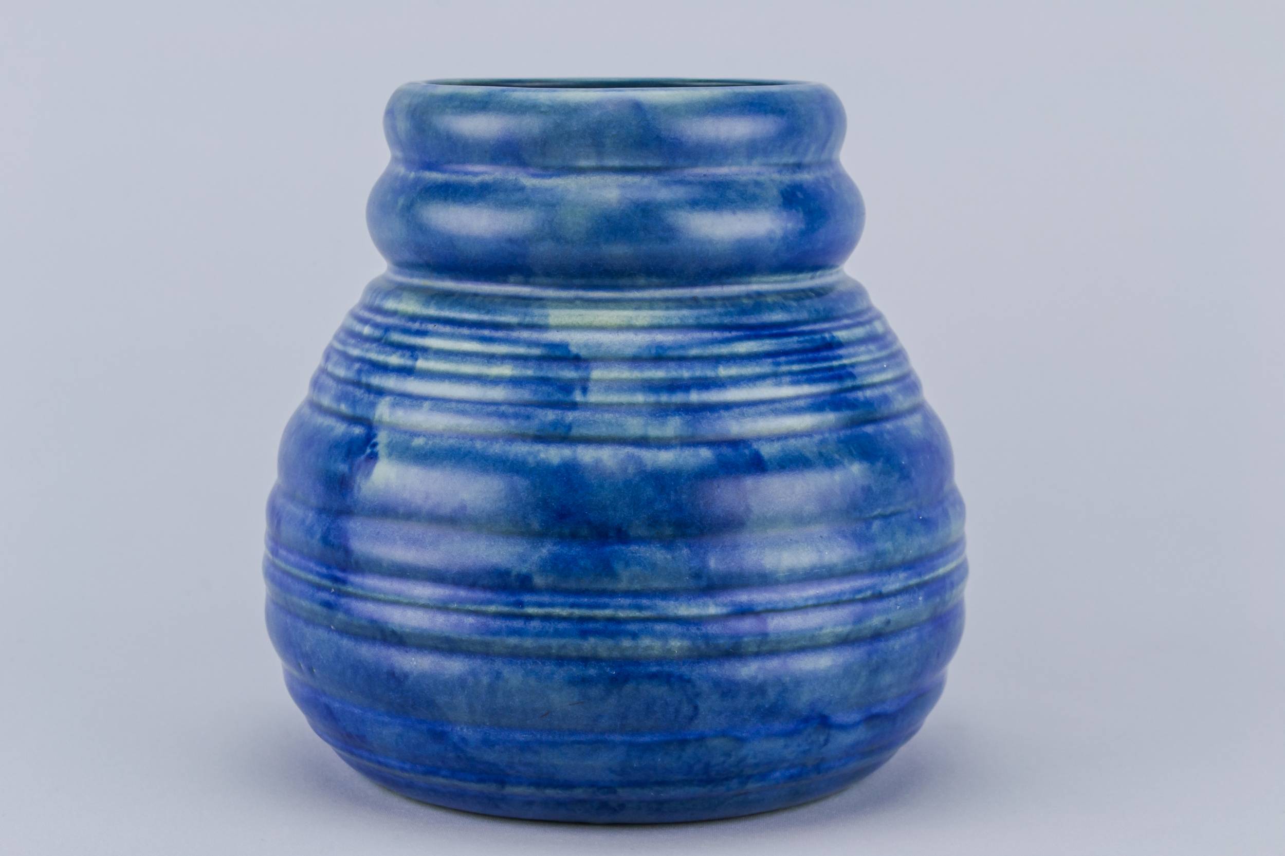 Elegant Vintage Ceramic — Carlton Ware blue vase 1
