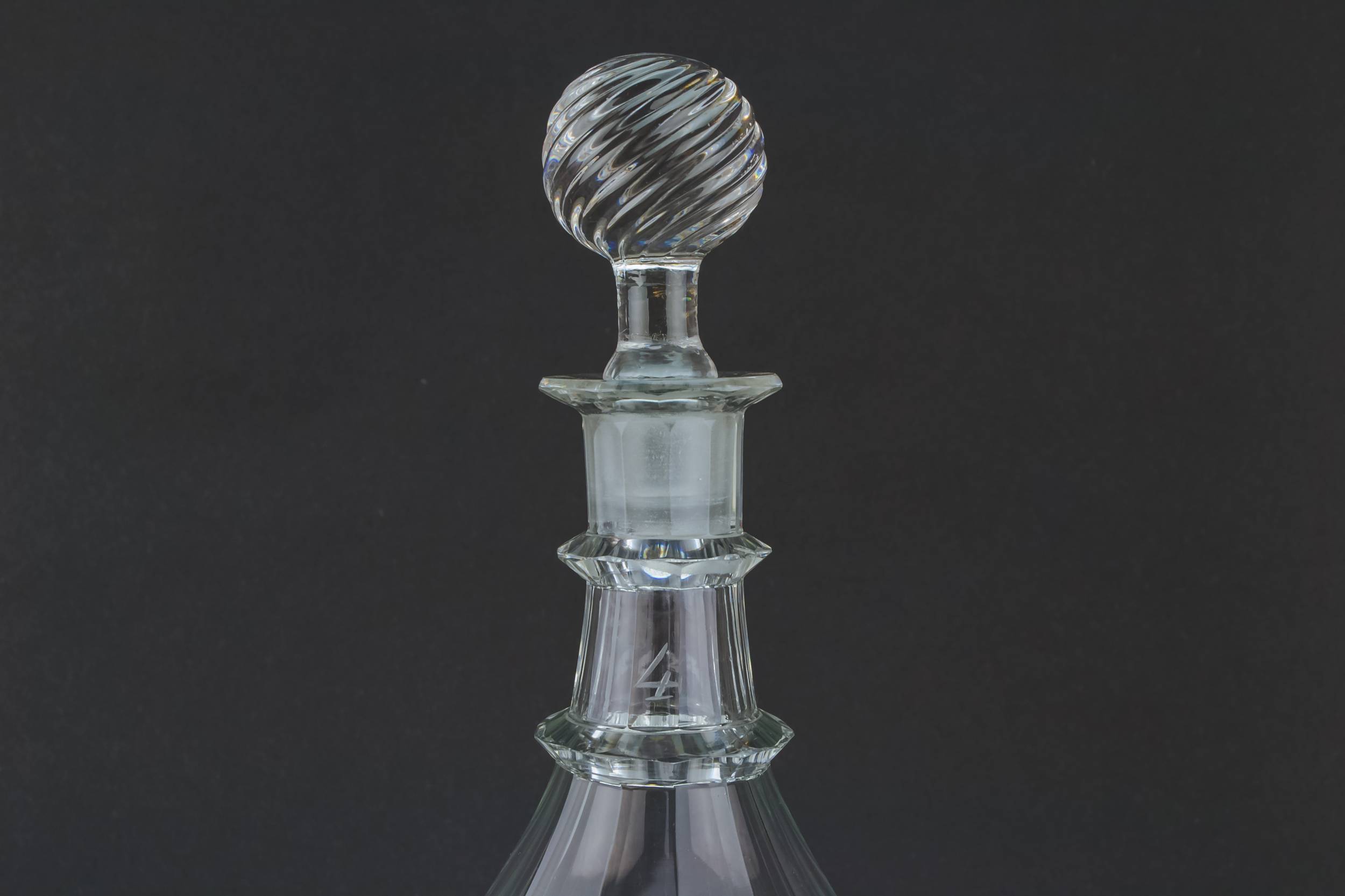 Cut Glass Antique — Barrel cut glass decanter 1