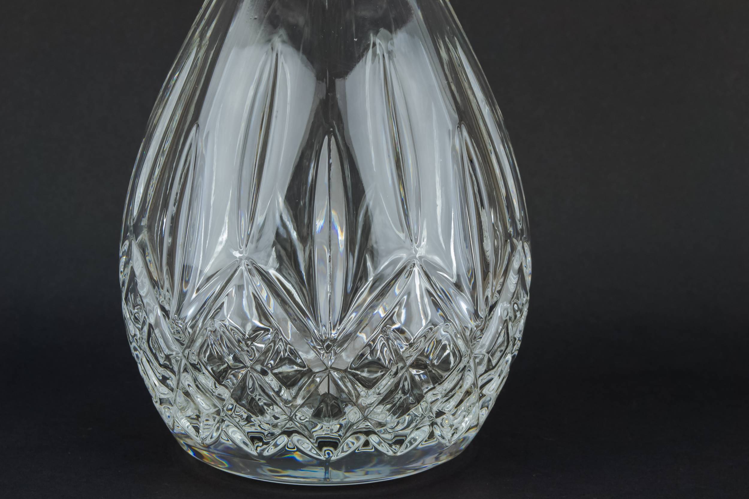 Moulded Glass Vintage — Ovoid wine decanter 2