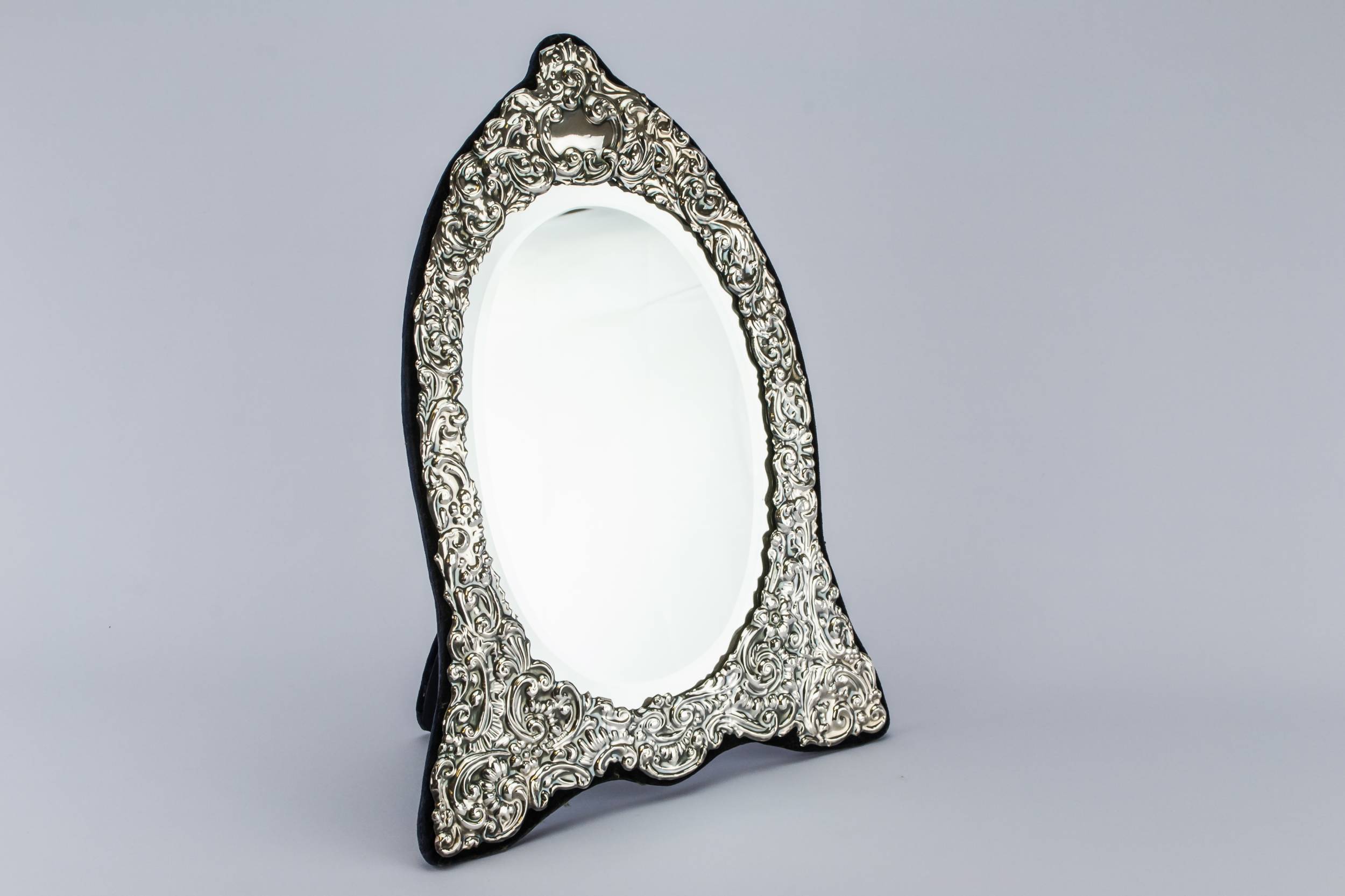 Spectacular Vintage Keyford — Sterling silver table mirror 3