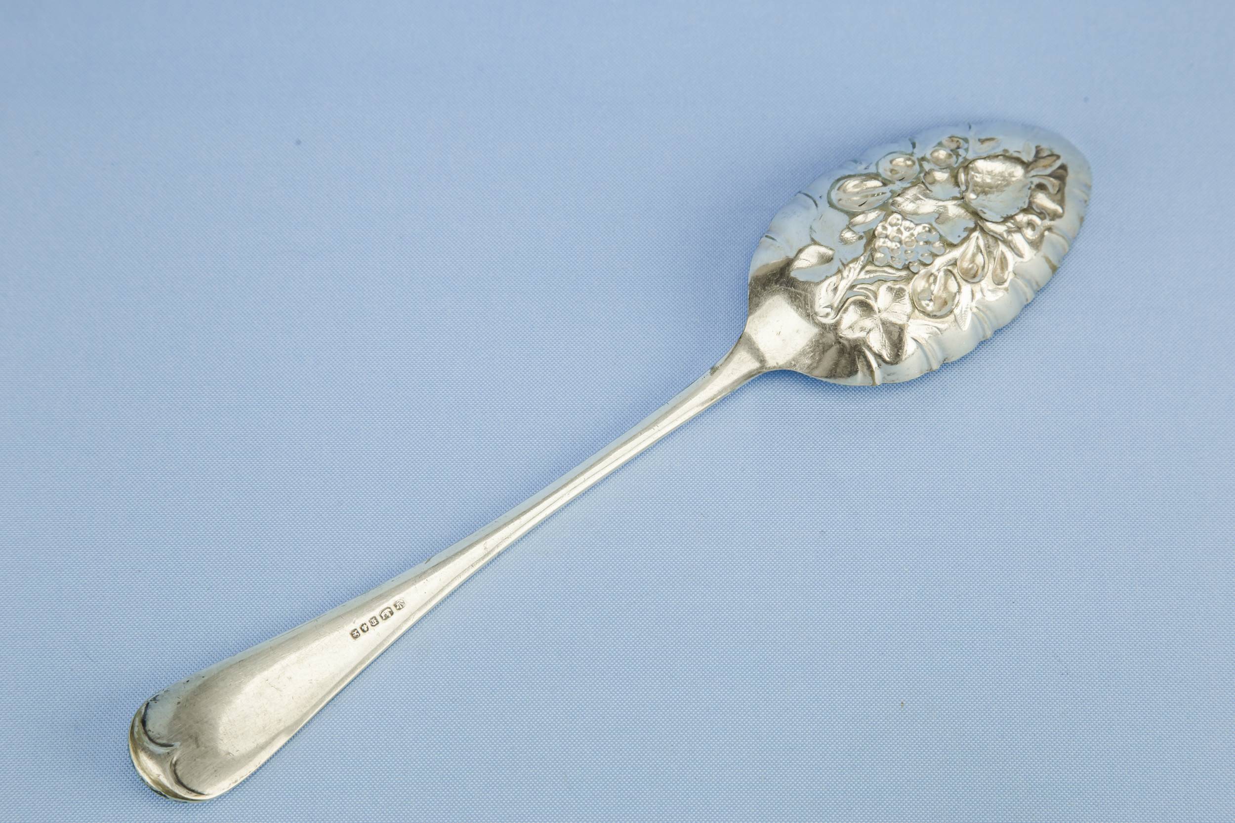 Silver Plated Victorian — Victorian serving spoon 2
