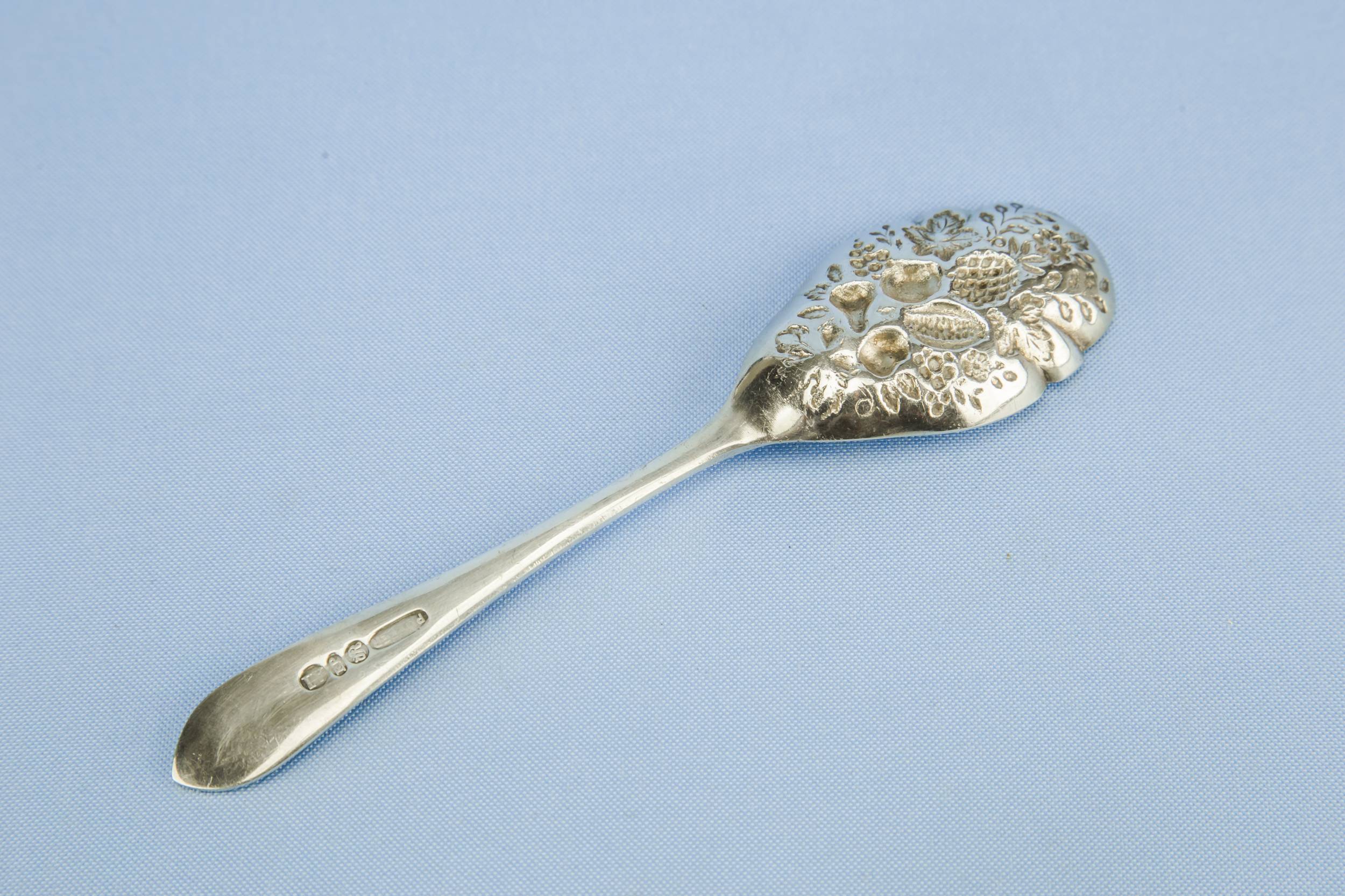 Silver Plated Art — Floral serving spoon 2