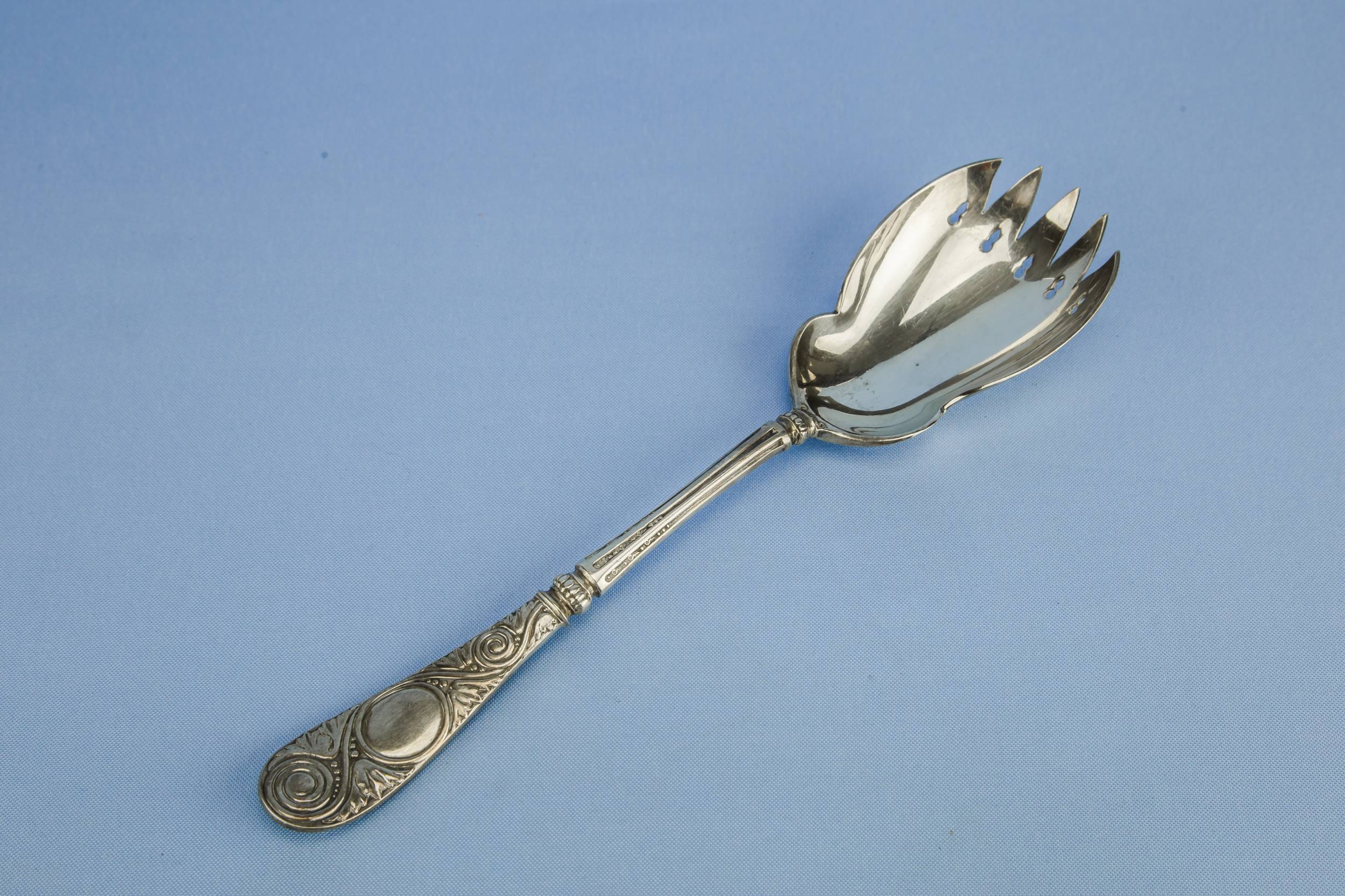 Silver Plated Arts — Salad serving spoon