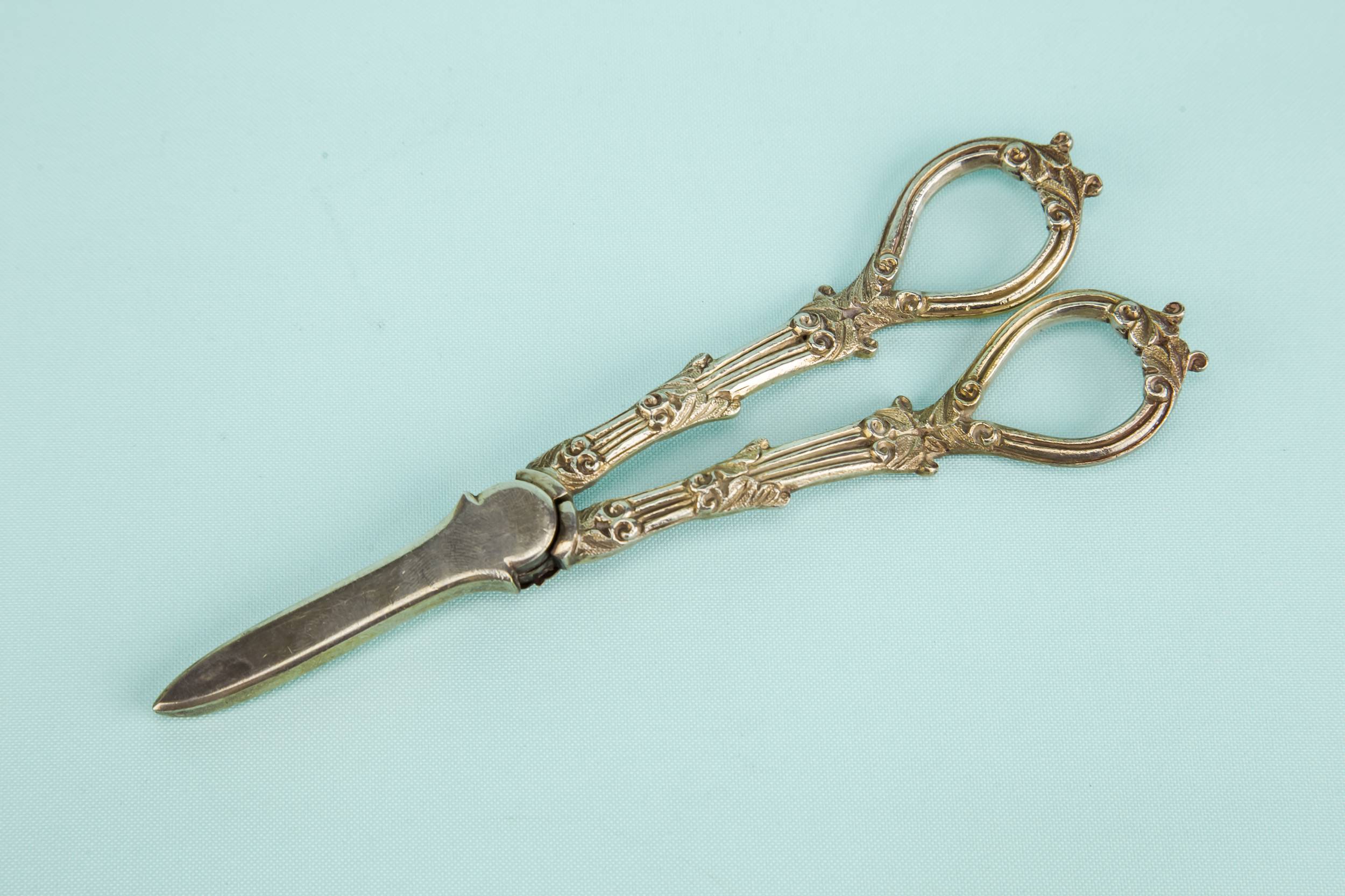 Silver Plated Victorian — Silver plated grape shears 1