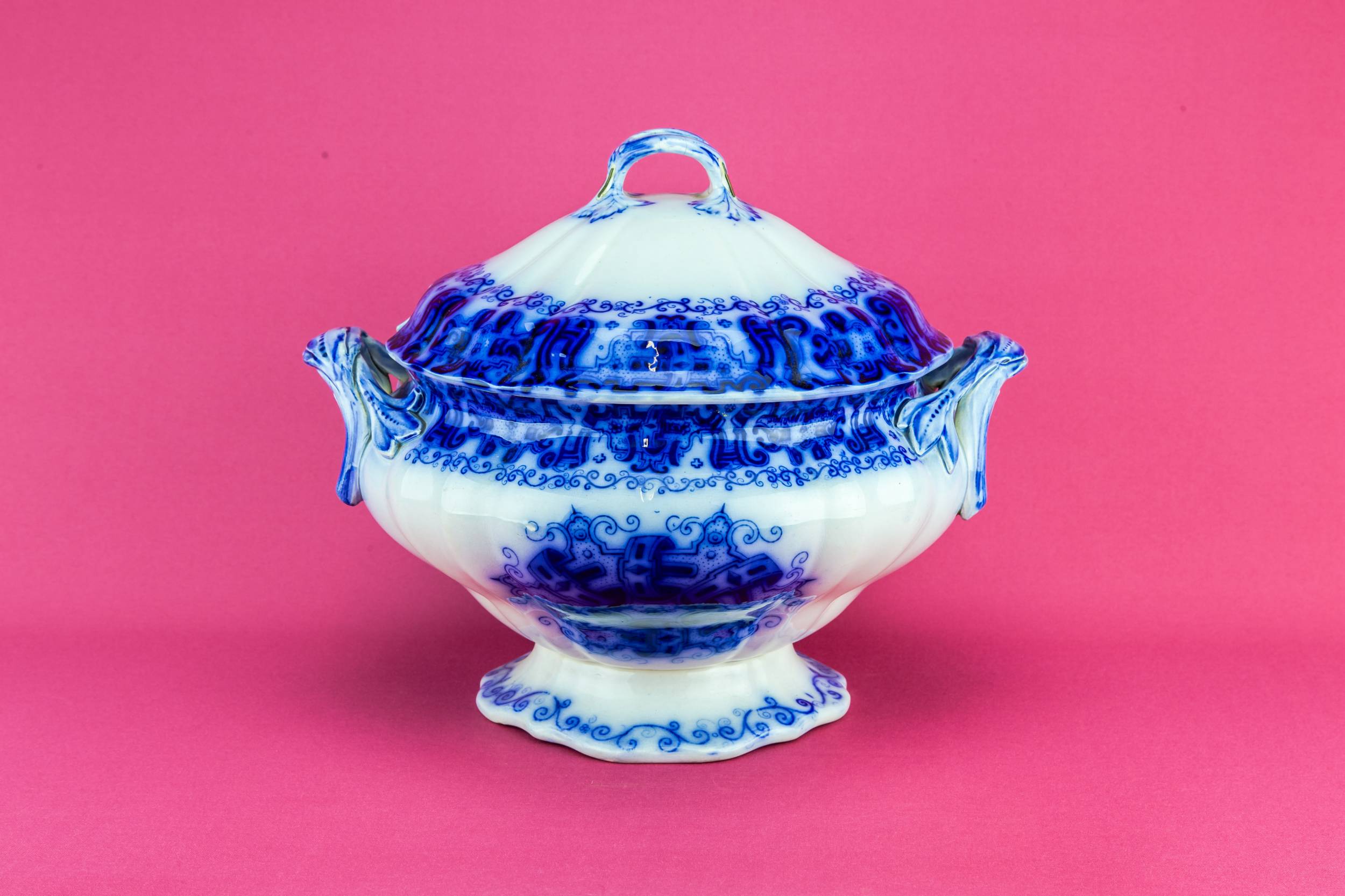 Rustic Victorian TUREEN — Flow blue serving tureen