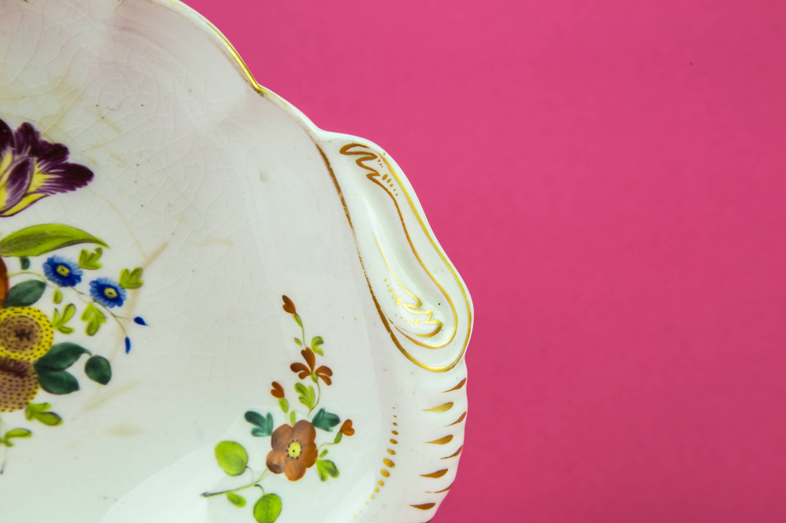 Attractive Ceramic 9.1'' — Serving shell plate 1