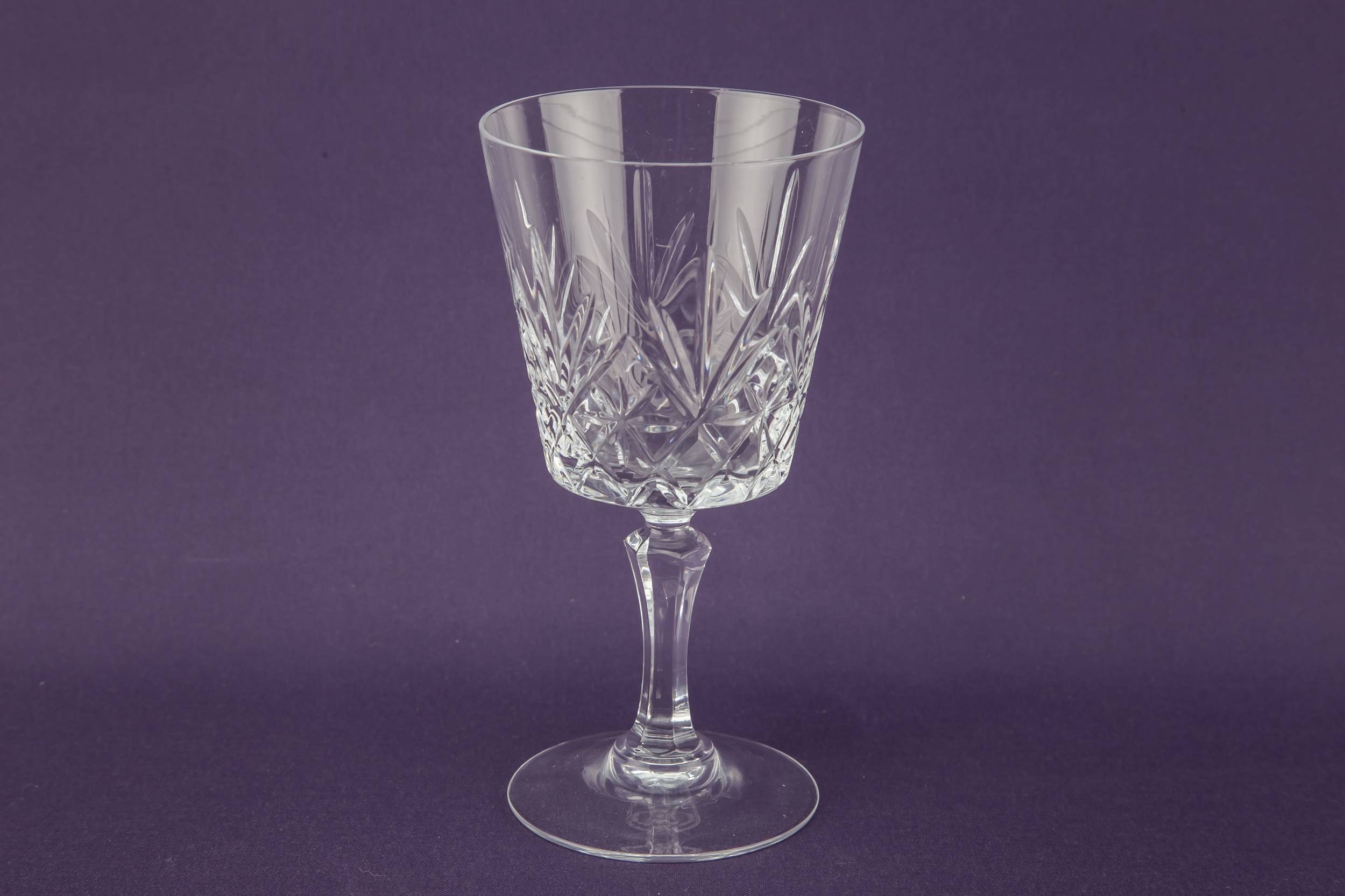 Crystal Vintage Crosshatch — 6 wine stem glasses