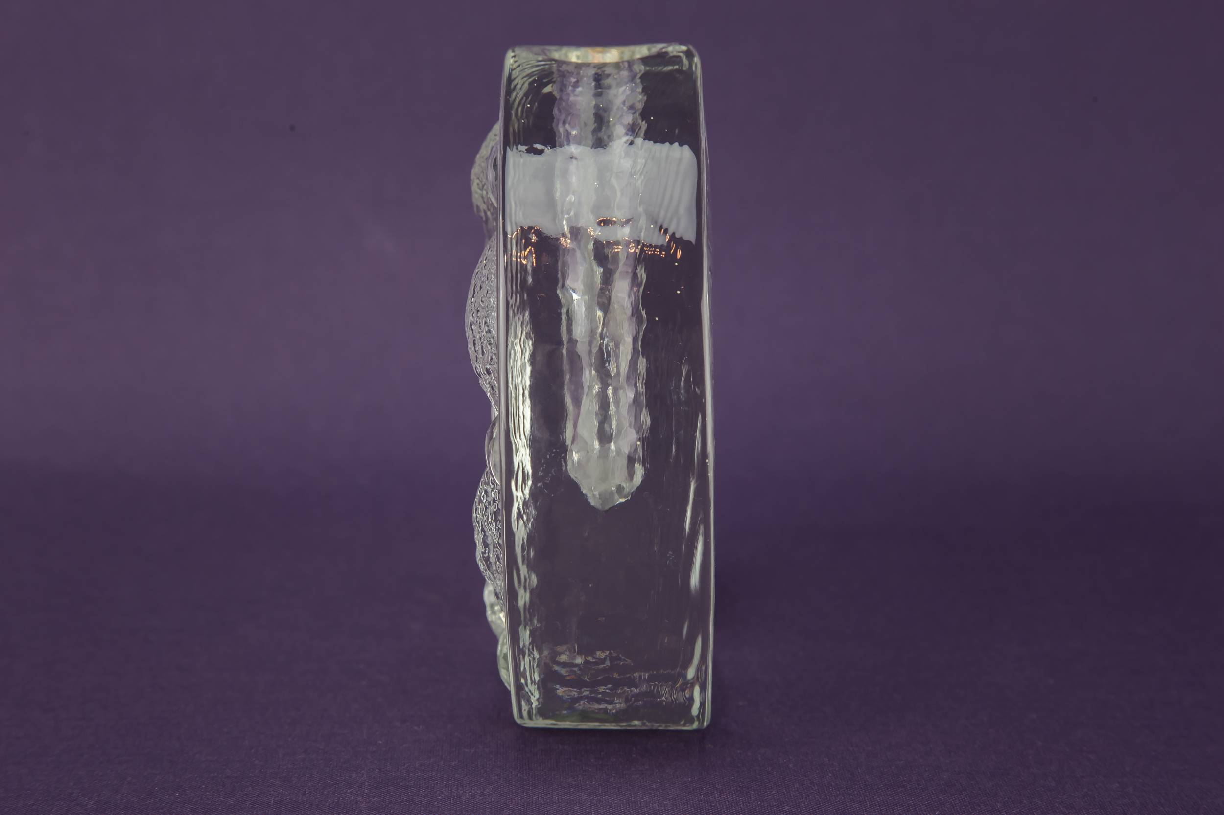 Modernist Vintage Cabouchon — Glass Modernist vase 1