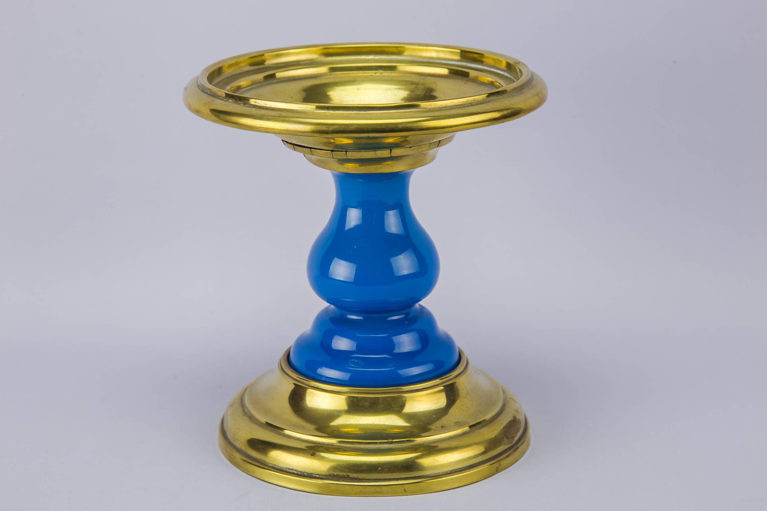 Medium Beautiful Kitchen — Brass kitchen stand