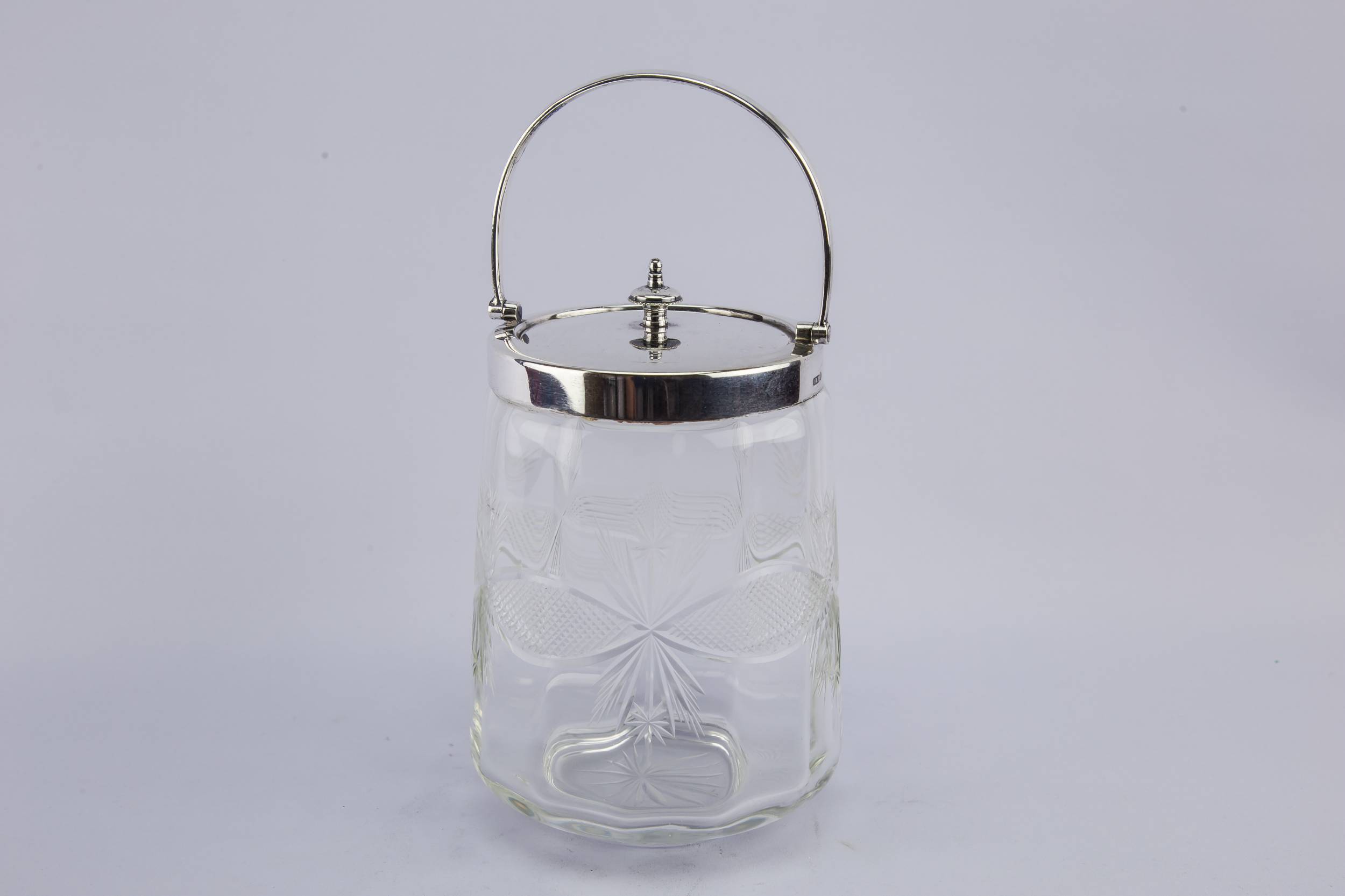 Traditional Vintage Medium — Medium glass ice bucket