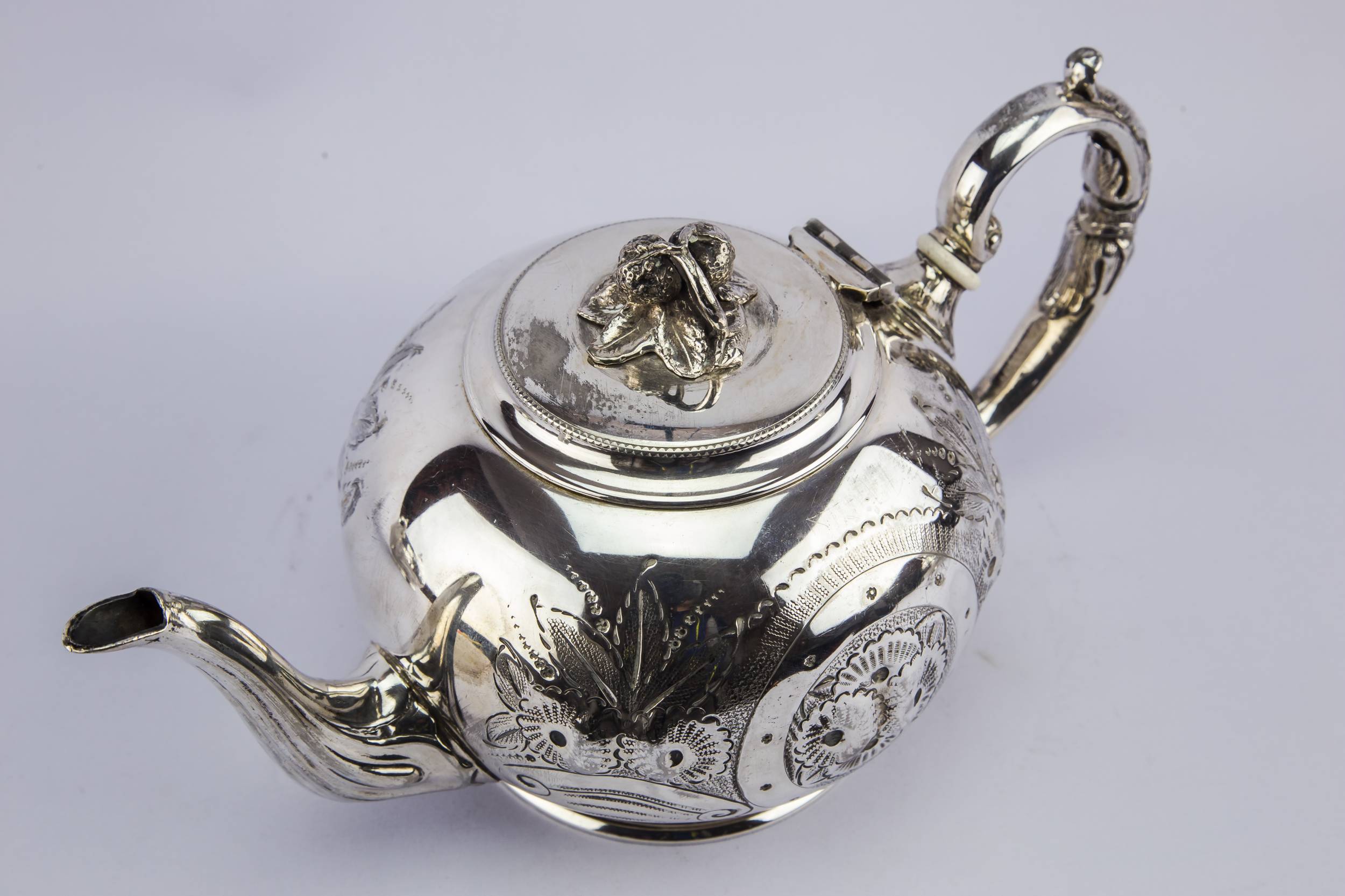Spectacular Silver Plated — Silver plated tea set 3