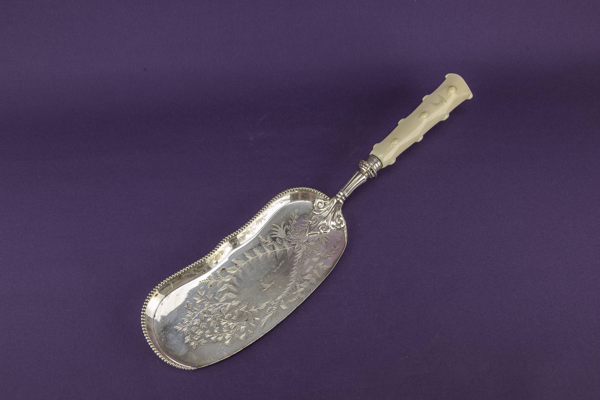 Silver Plated Elegant — Crumb tray