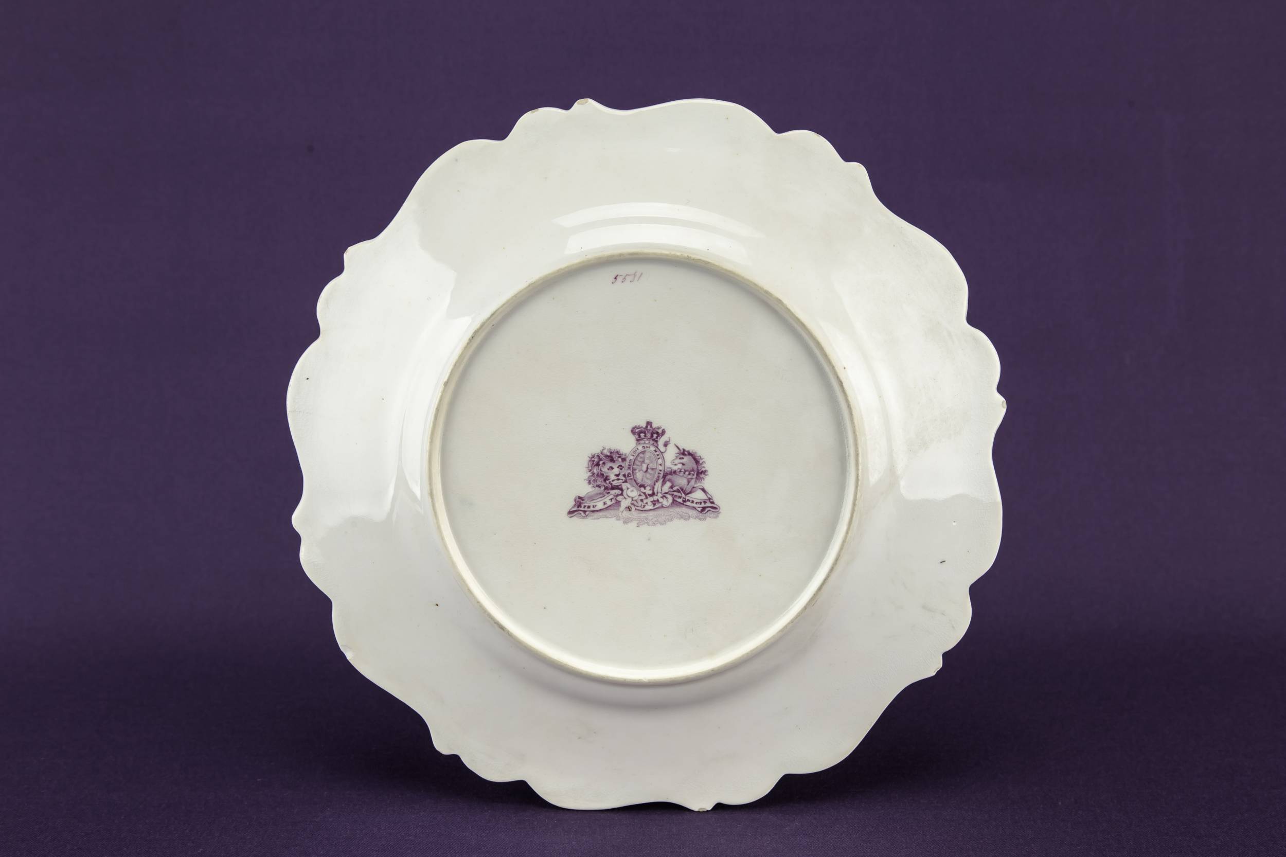 Classical Antique Ceramic — Landscape serving plate 1