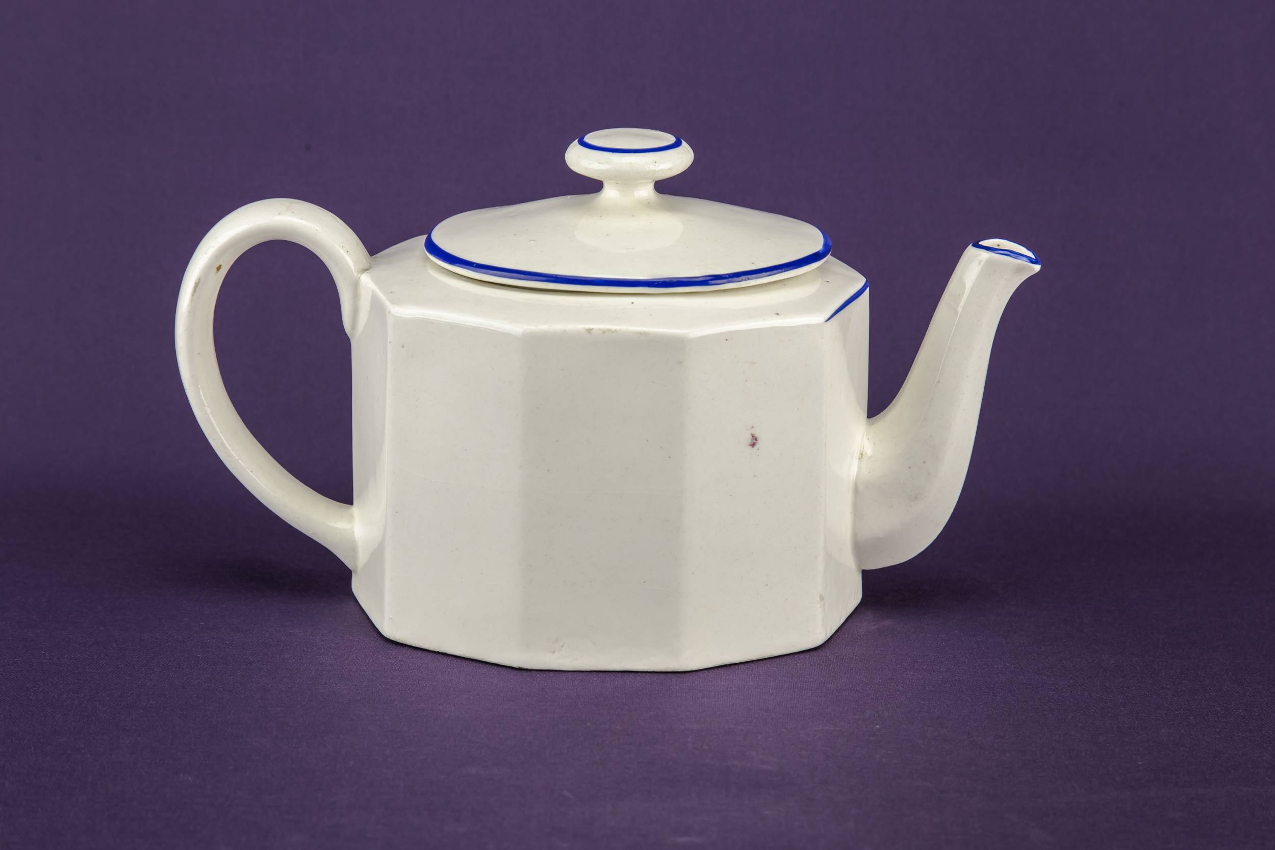 Ceramic Beautiful Bird — Panelled Art Deco teapot 1