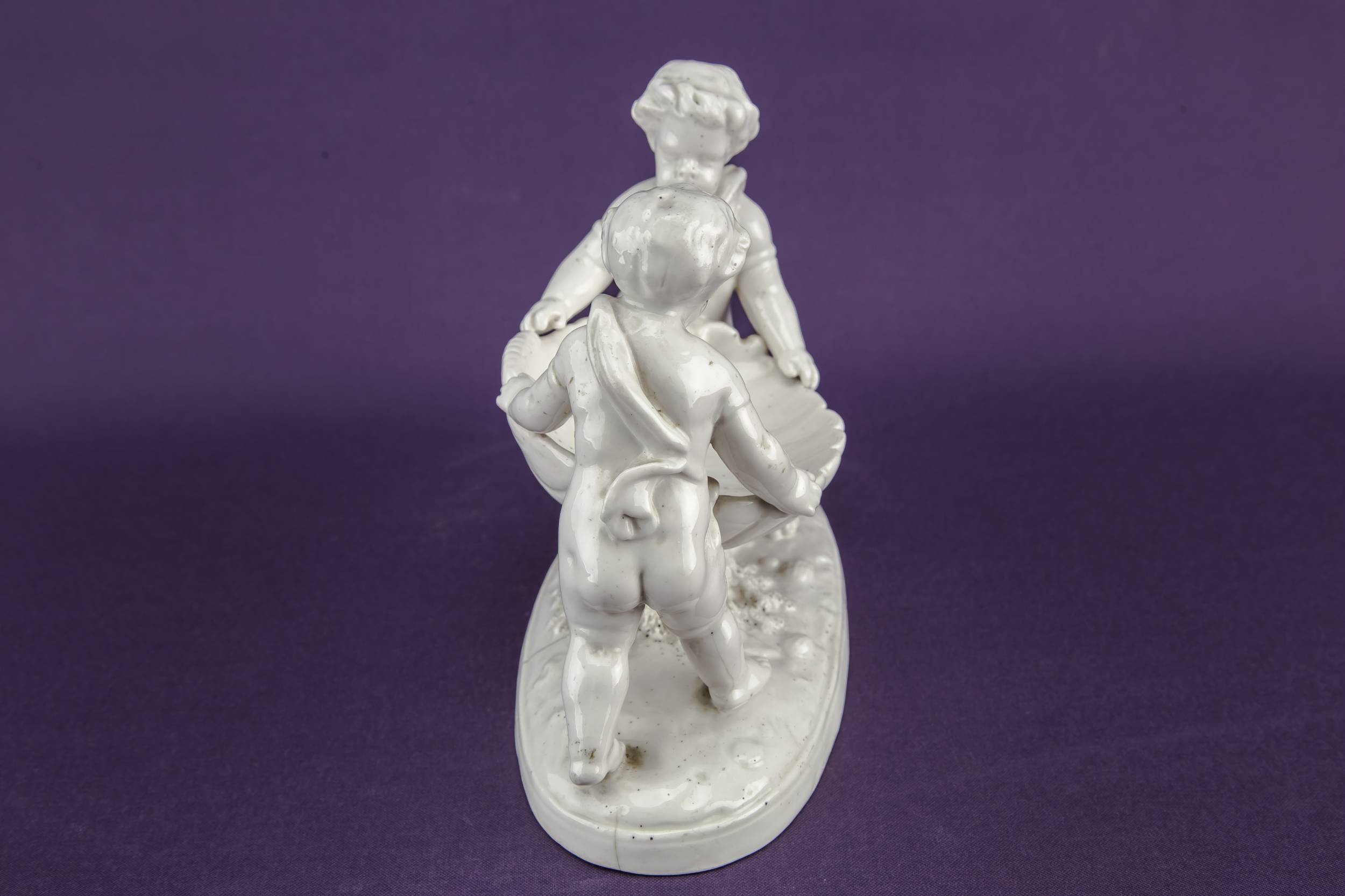 Antique White Putti — Dressing table bowl 3