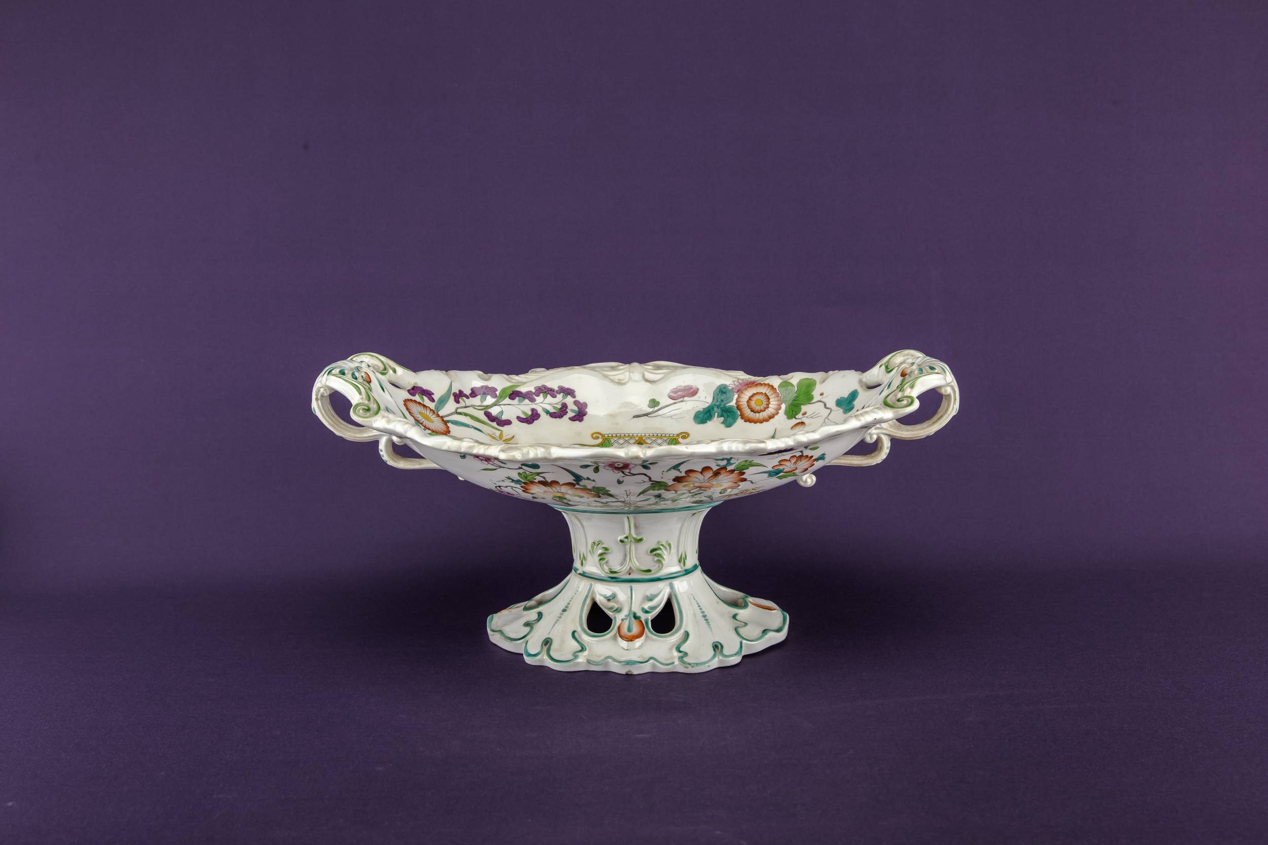 Antique Ceramic Floral — Large fruit bowl