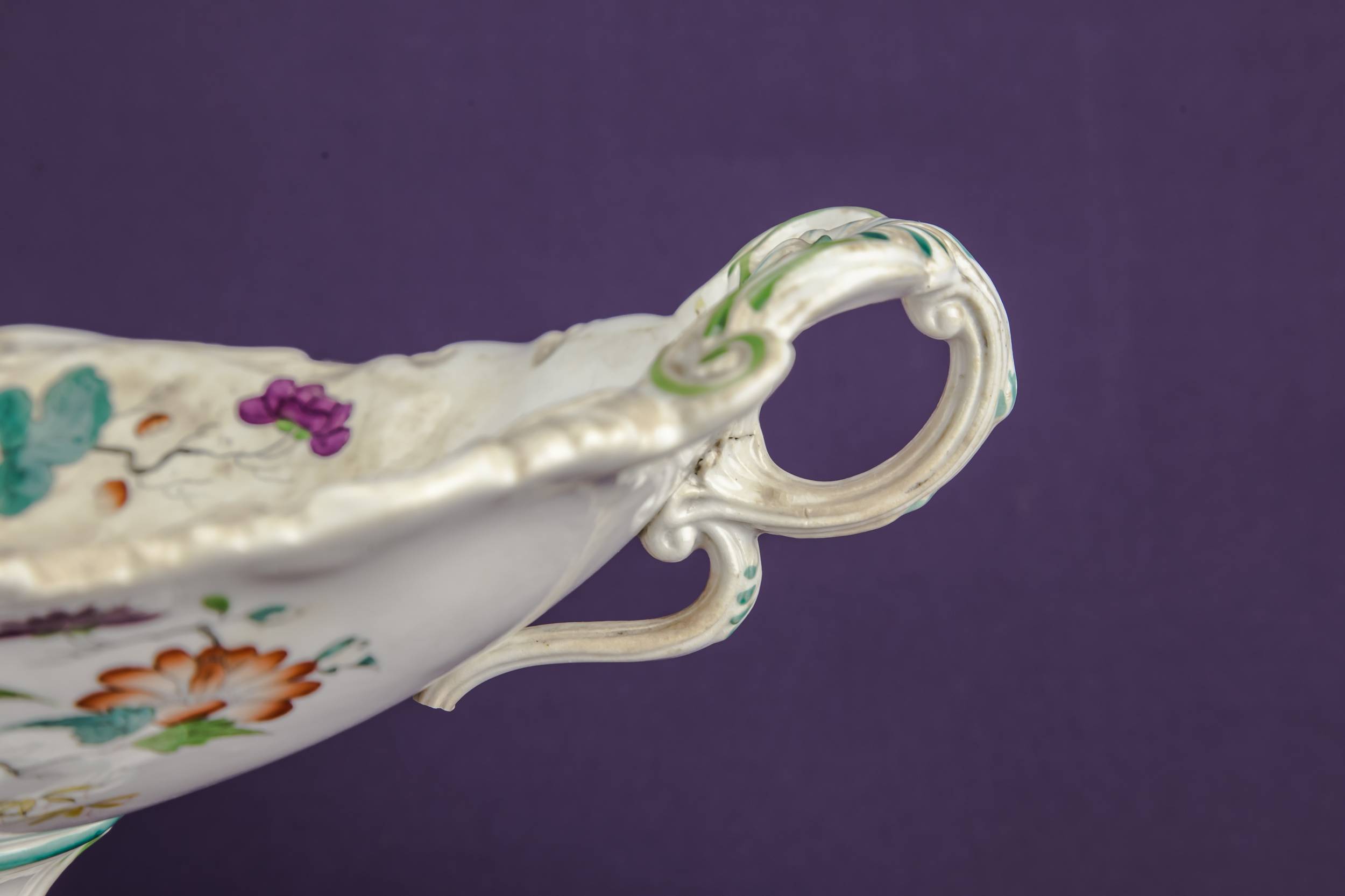 Antique Ceramic Floral — Large fruit bowl 1