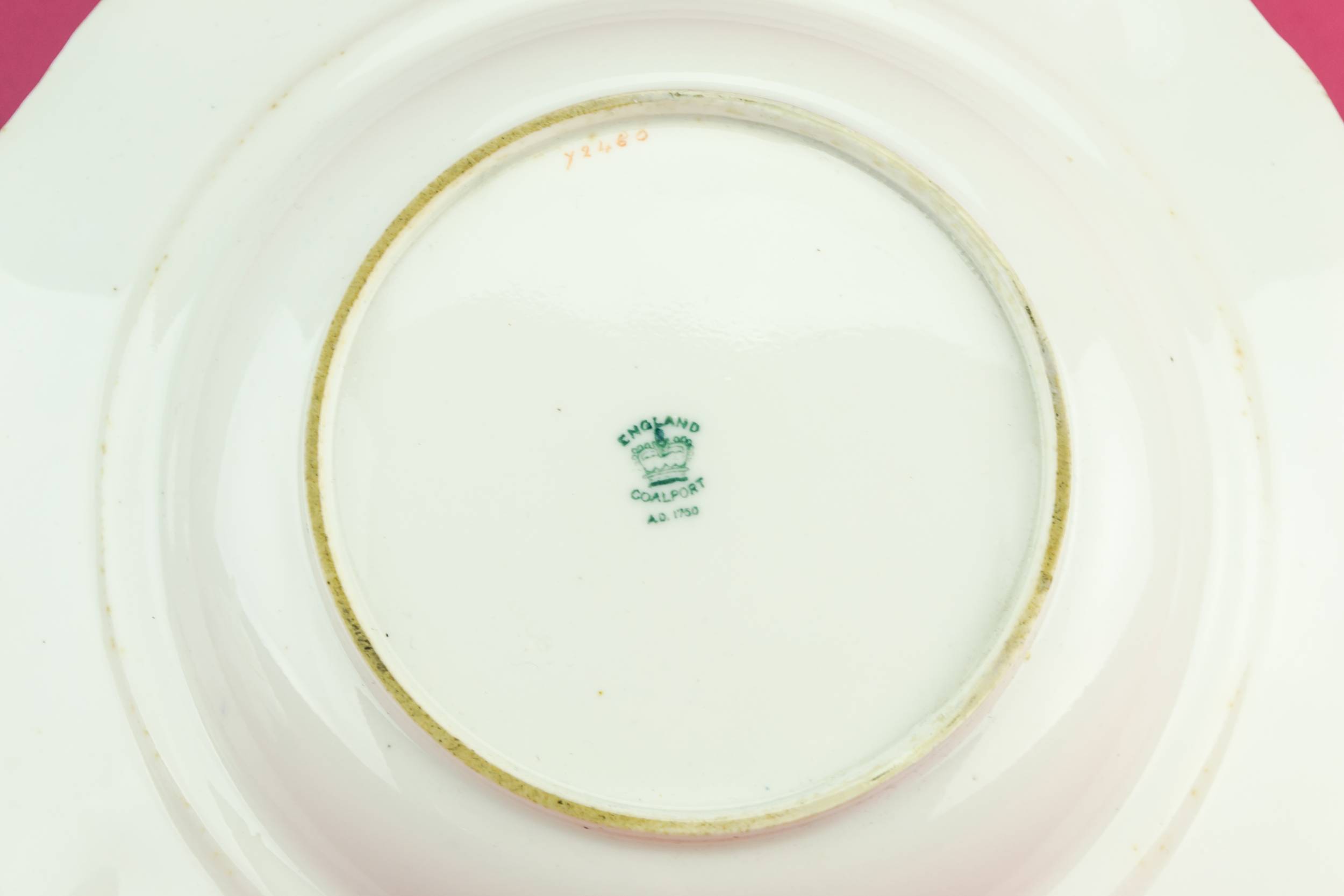 Victorian Porcelain 8.9'' — Serving bowl and lid 3