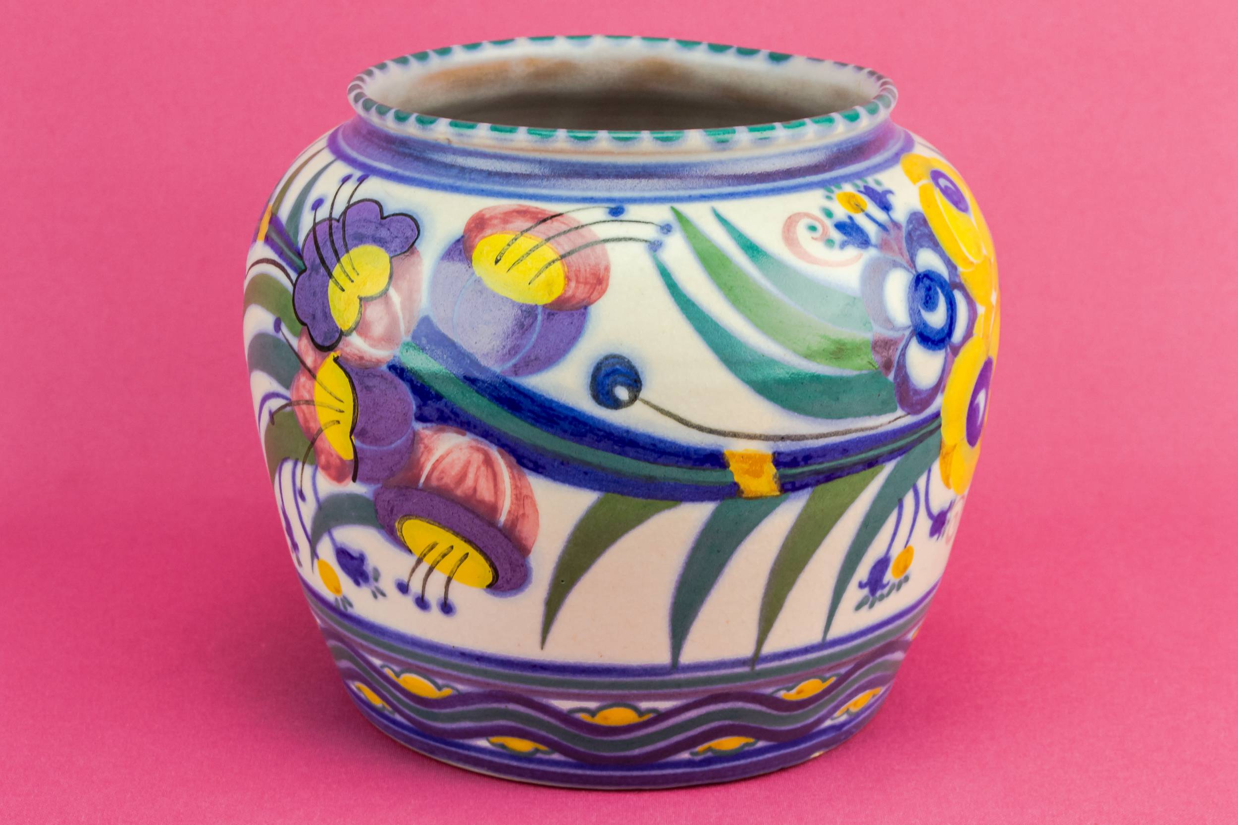 Vintage Elegant Floral — Small Art Deco vase 2