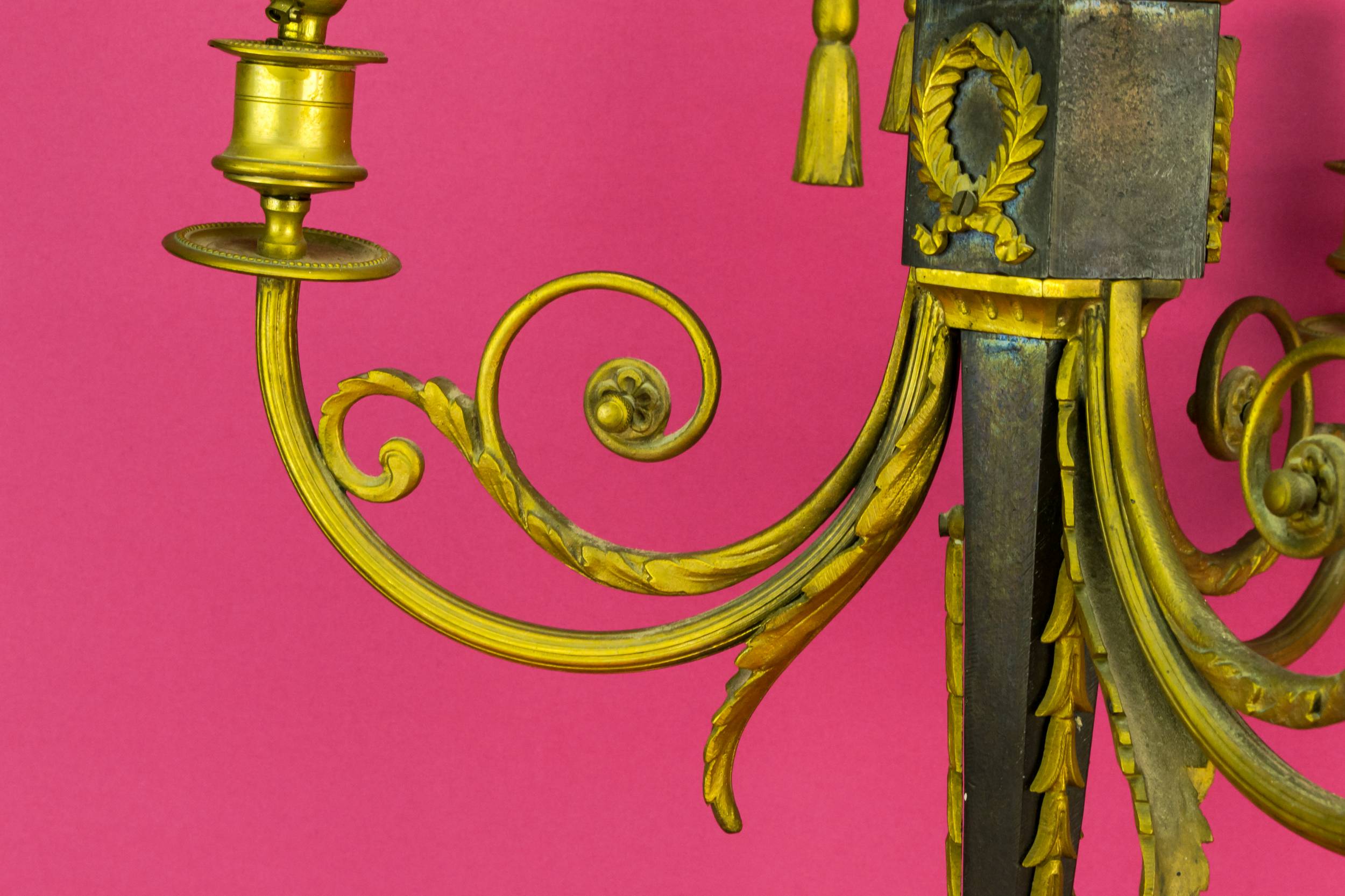 Neo-classical Gilded Bronze — Gilded bronze chandelier 4