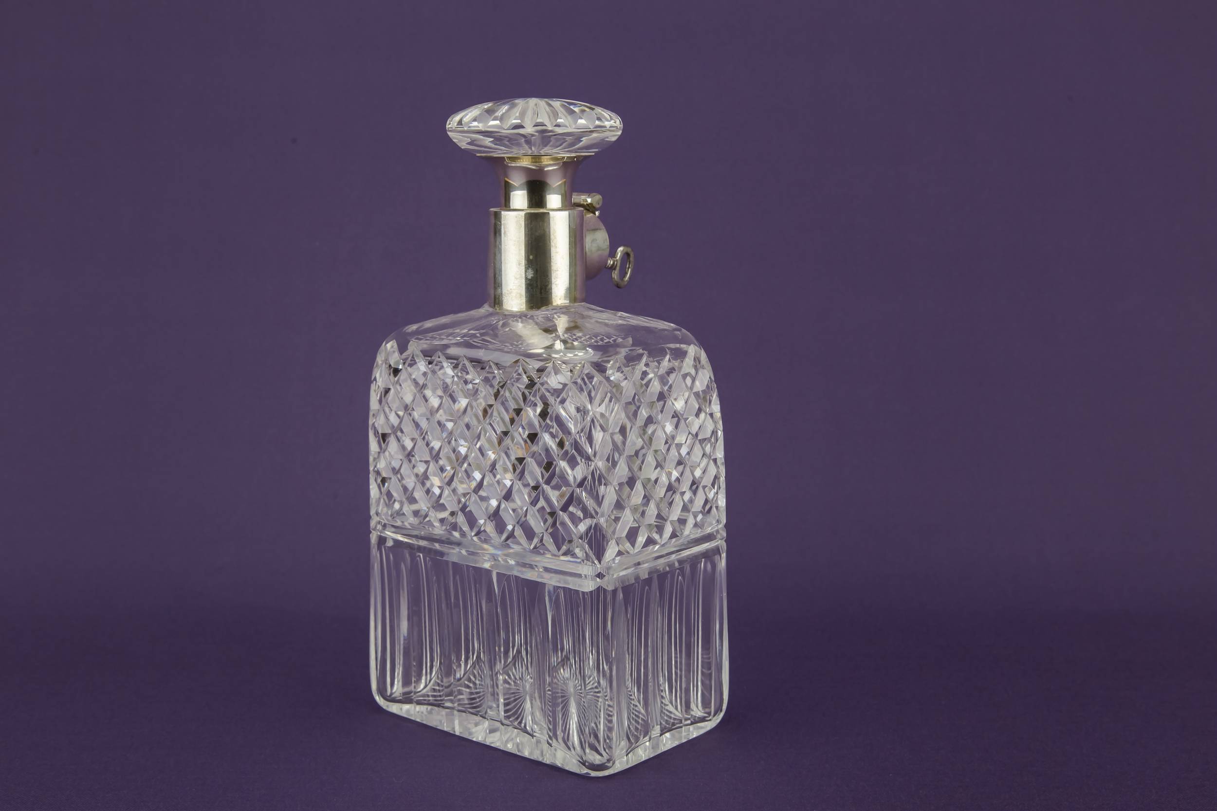 Cut Glass Art — Rectangular whisky decanter 4