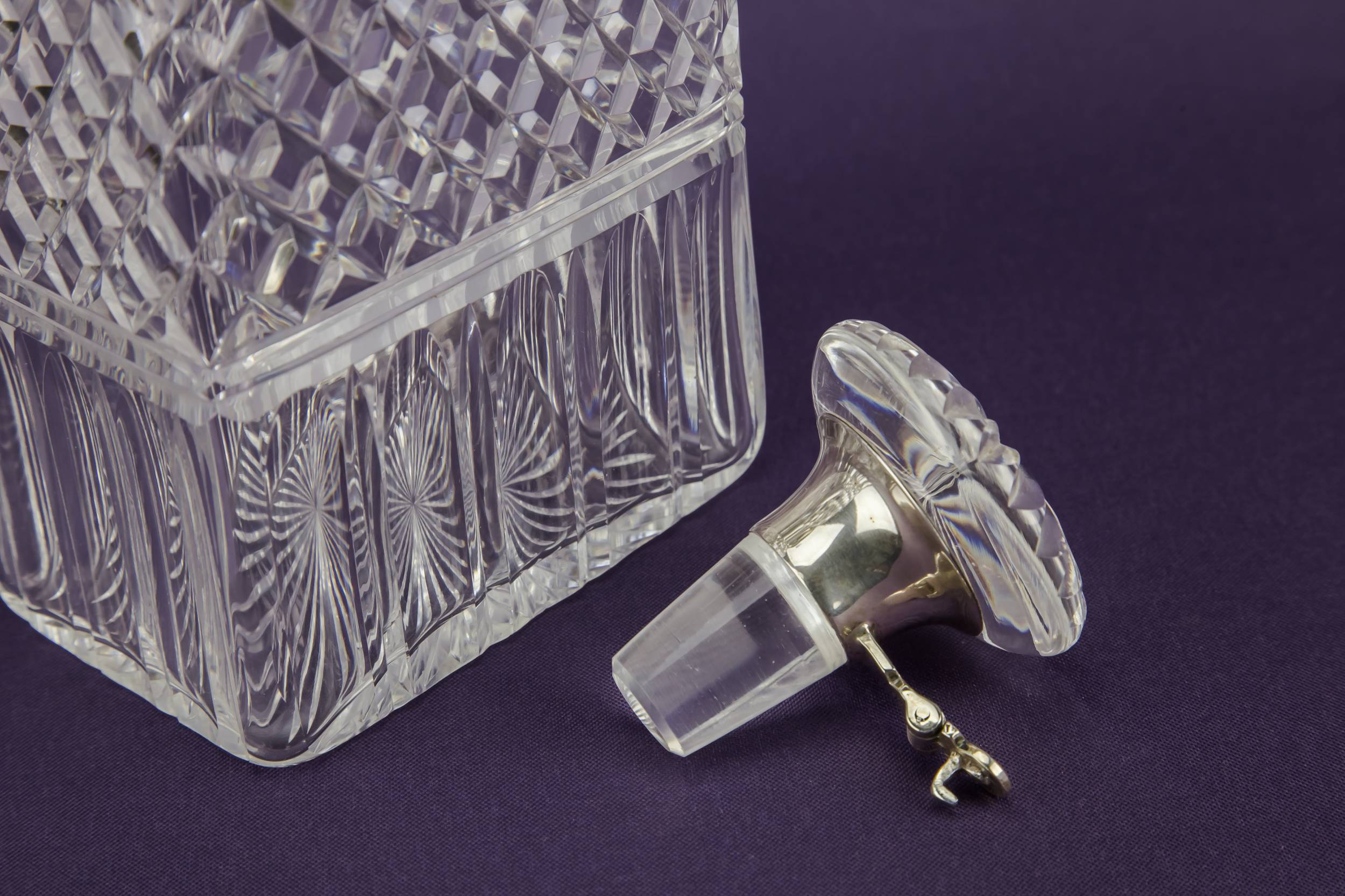 Cut Glass Art — Rectangular whisky decanter 5