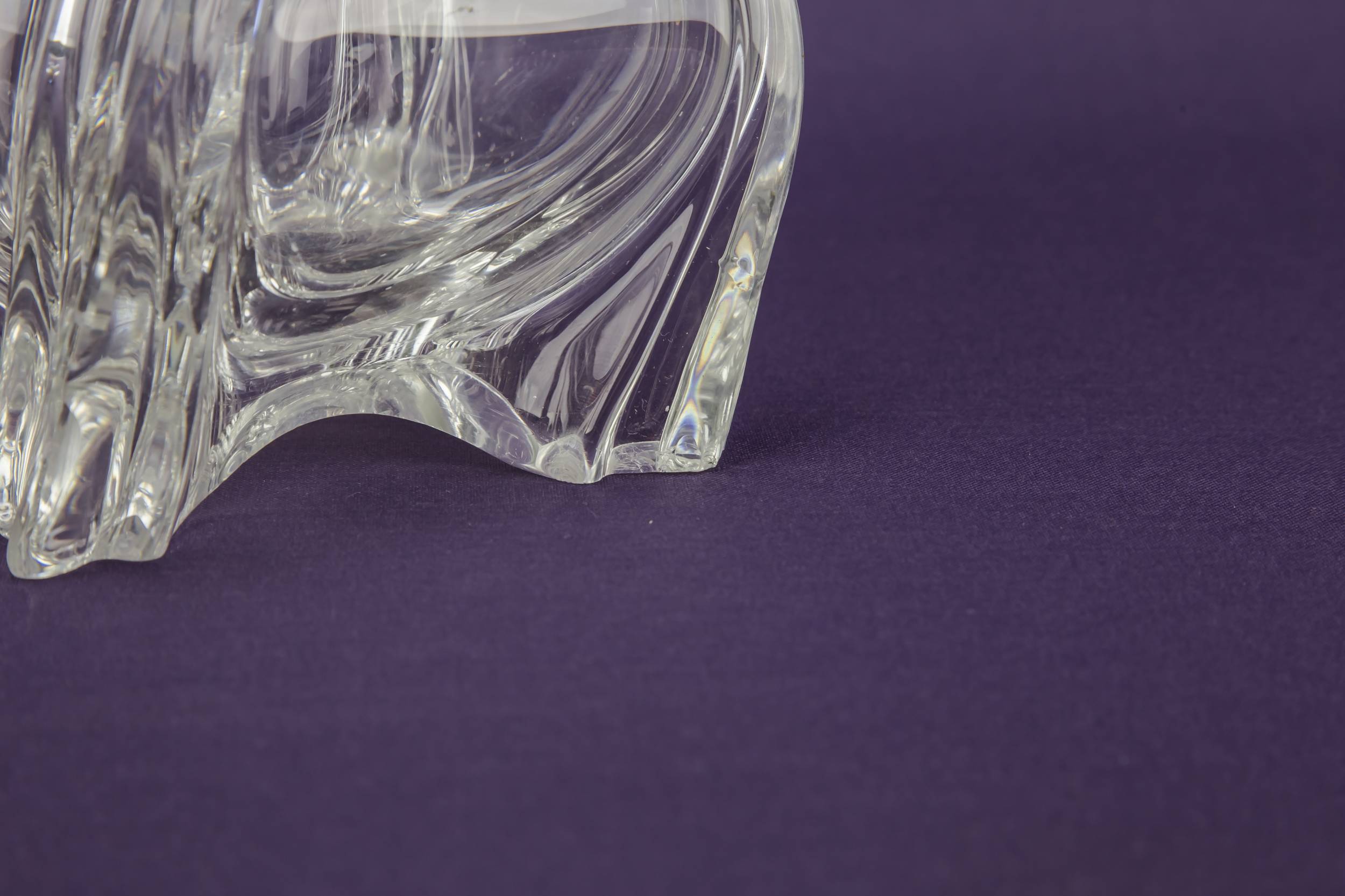 Twisted Hourglass Blown — Art Nouveau decanter 7