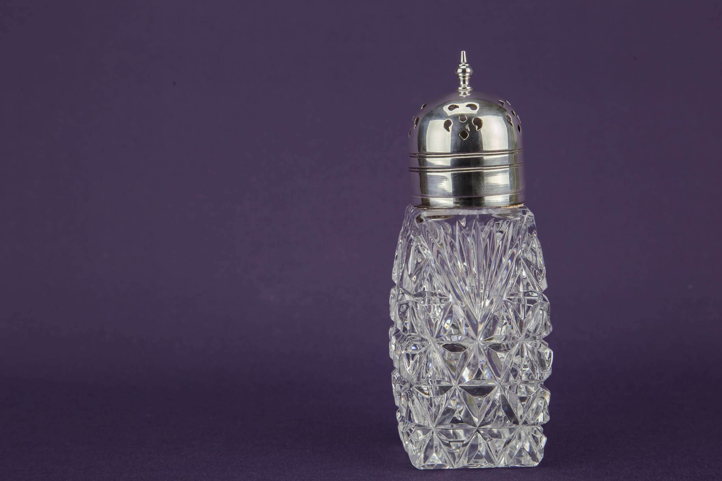 Art Deco Antique — Glass silver salt shaker 2