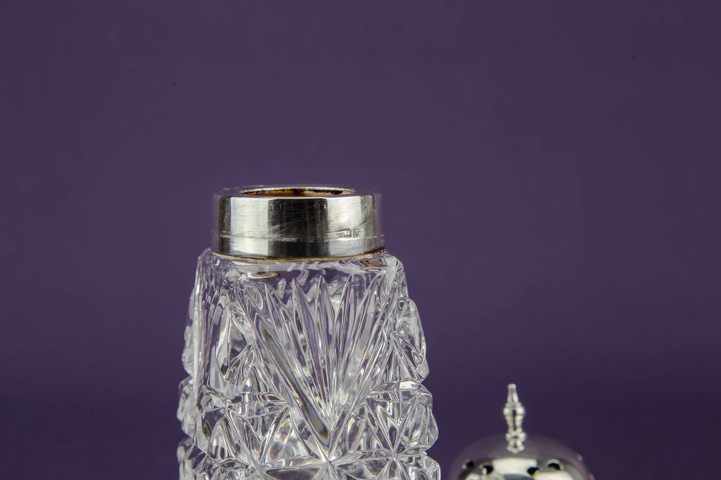 Art Deco Antique — Glass silver salt shaker 3