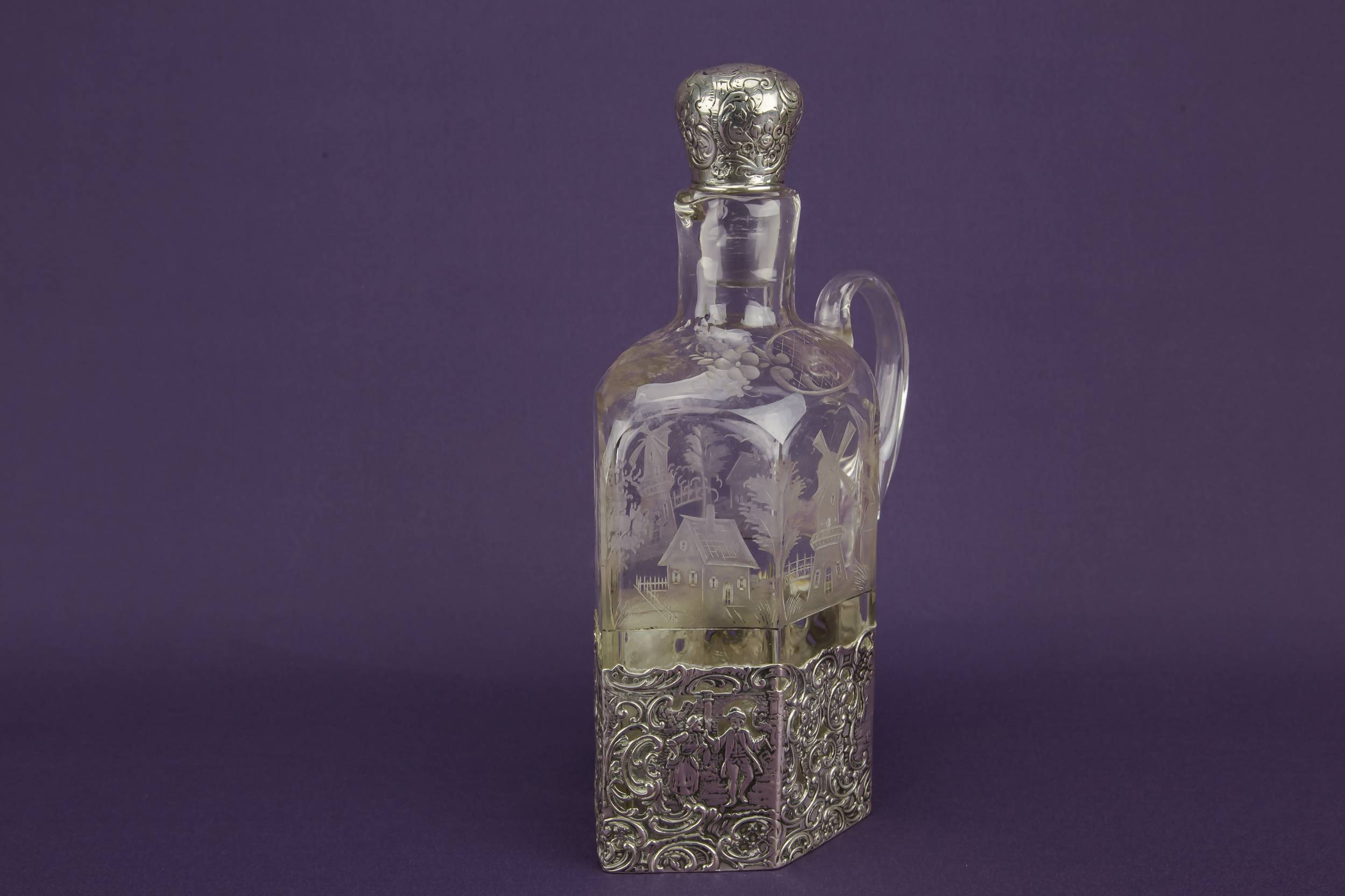 Blown Glass Silver — Glass and silver decanter 5