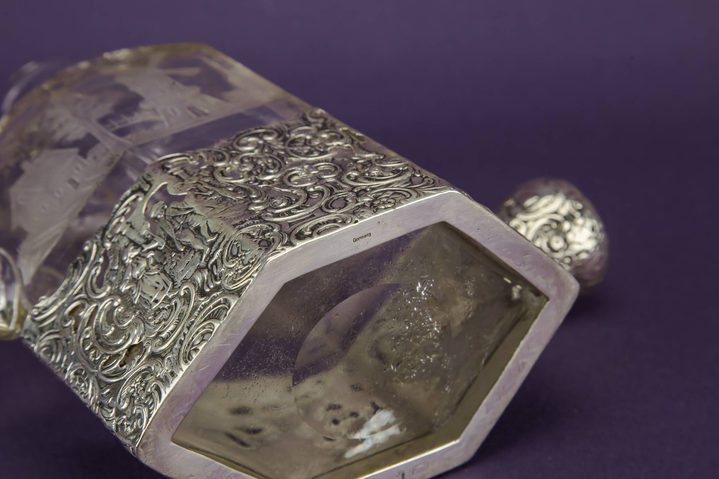 Blown Glass Silver — Glass and silver decanter 6