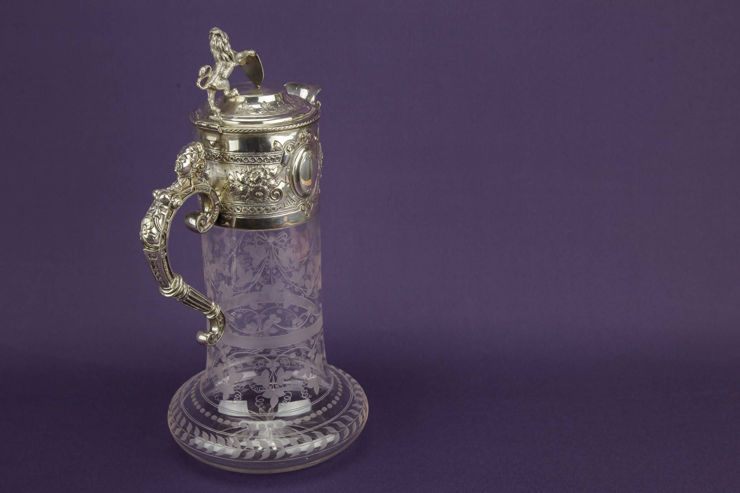 Antique Flagon Port — Renaissance wine jug 2