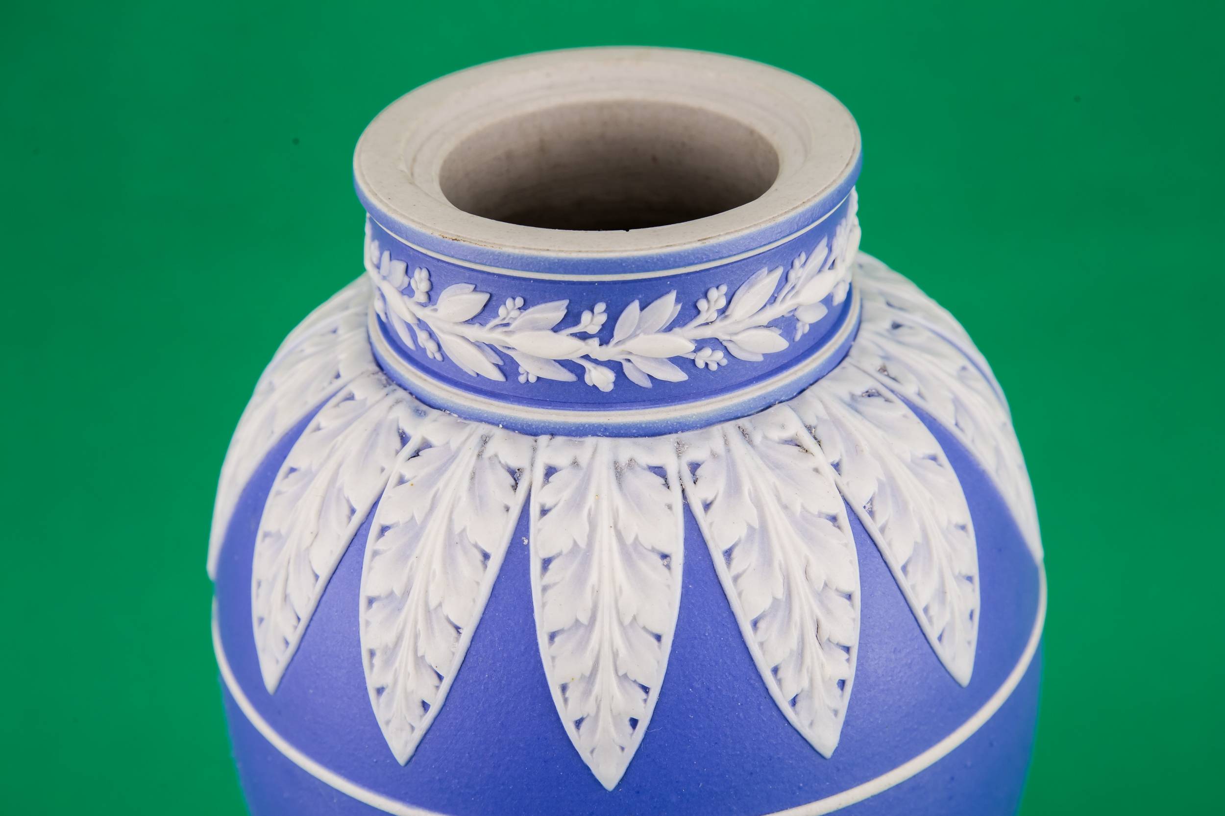 Opulent Neo-classical Jasperware — Jasperware lamp base 2