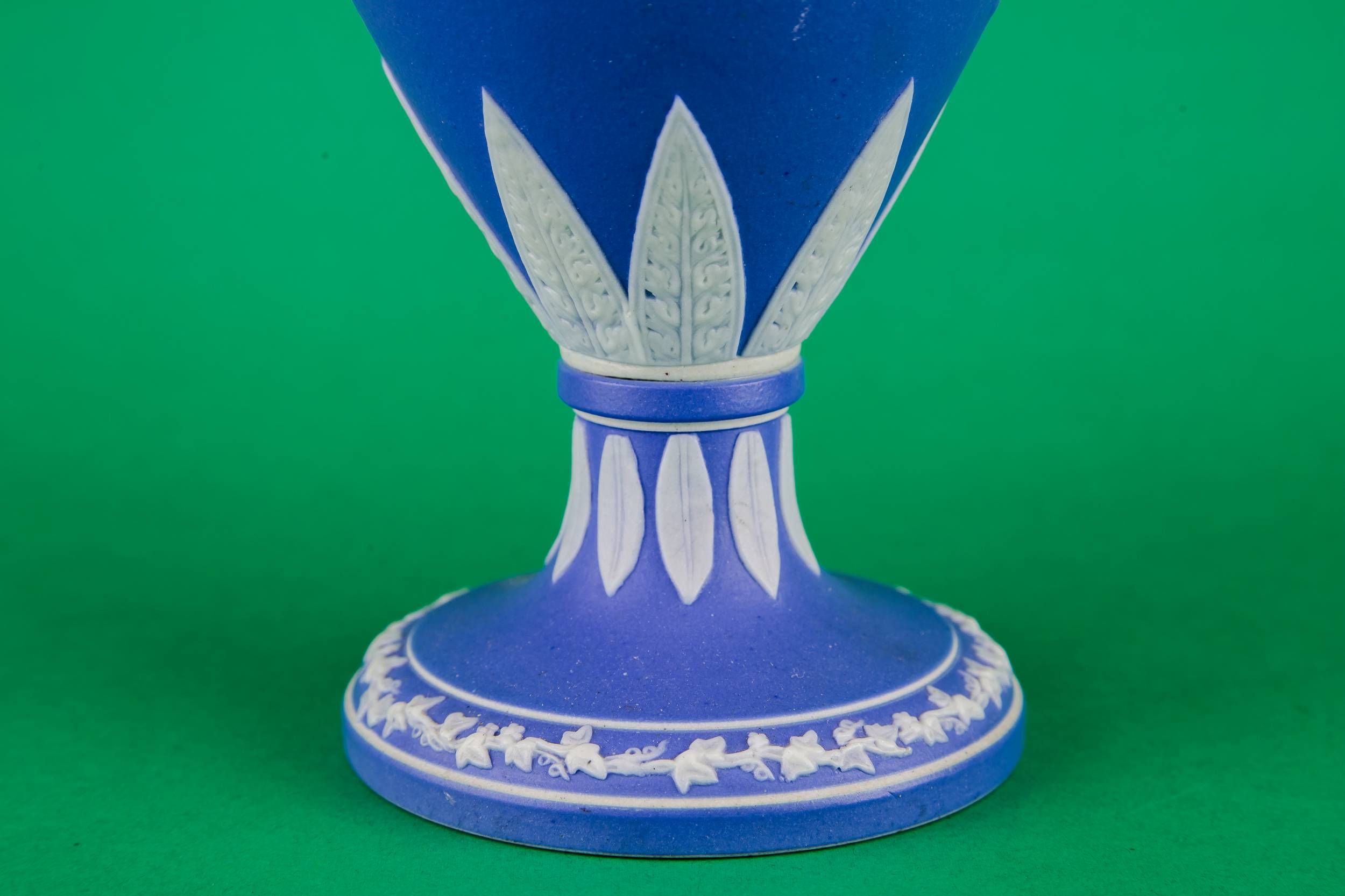 Opulent Neo-classical Jasperware — Jasperware lamp base 3