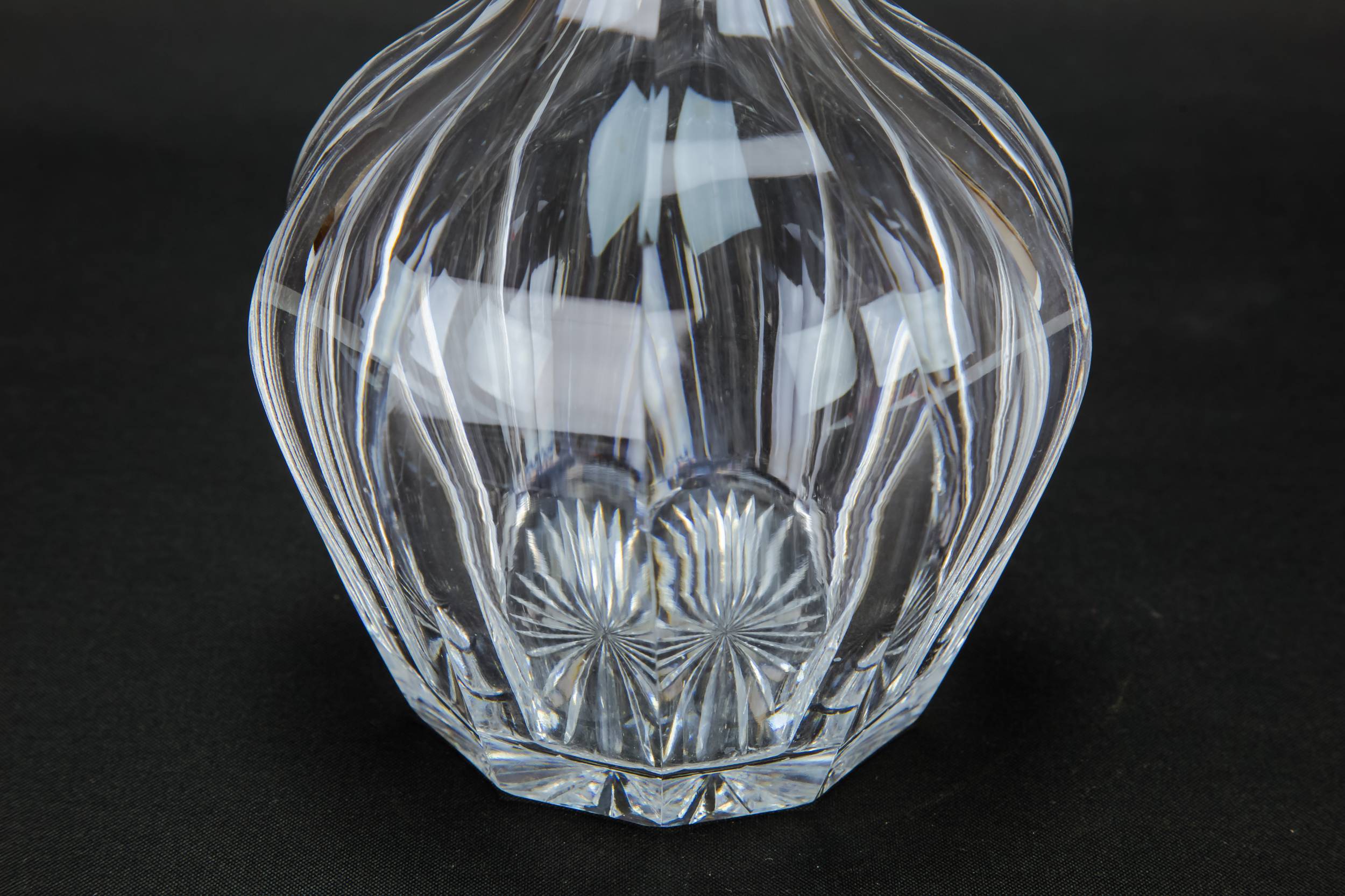 Vintage Modernist Sherry — Cut glass sherry decanter 3
