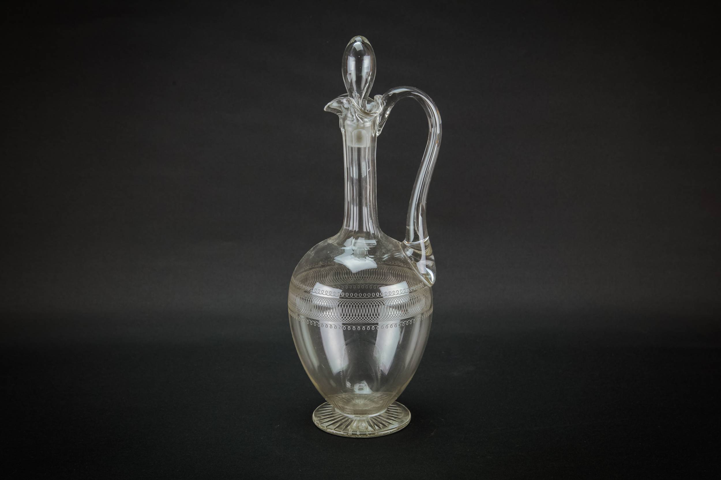 Cut Glass Antique — Ovoid cut glass carafe