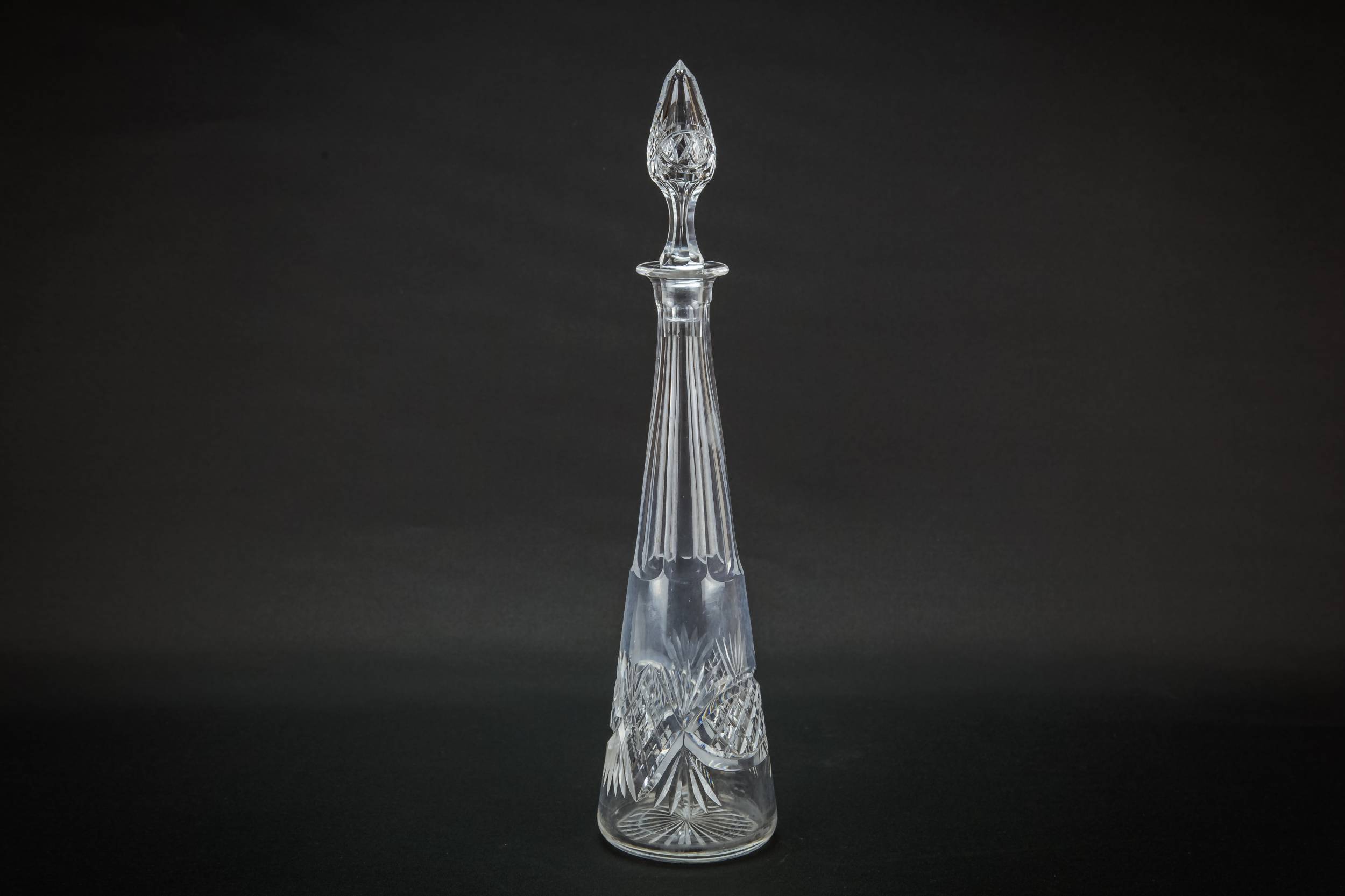 Cut Glass Vintage — Cut glass decanter