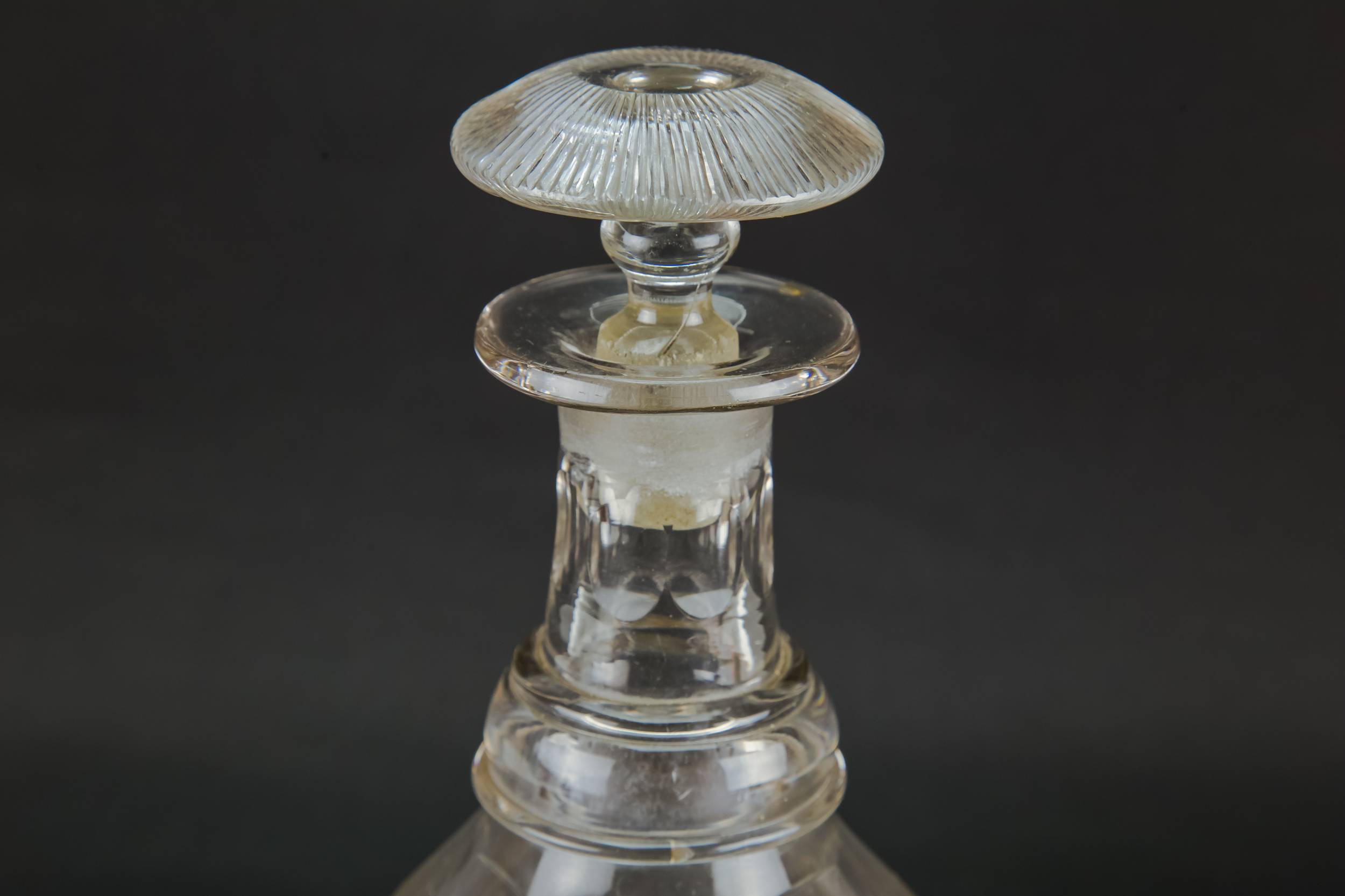 Cut Glass Antique — Cut glass sherry decanter 2