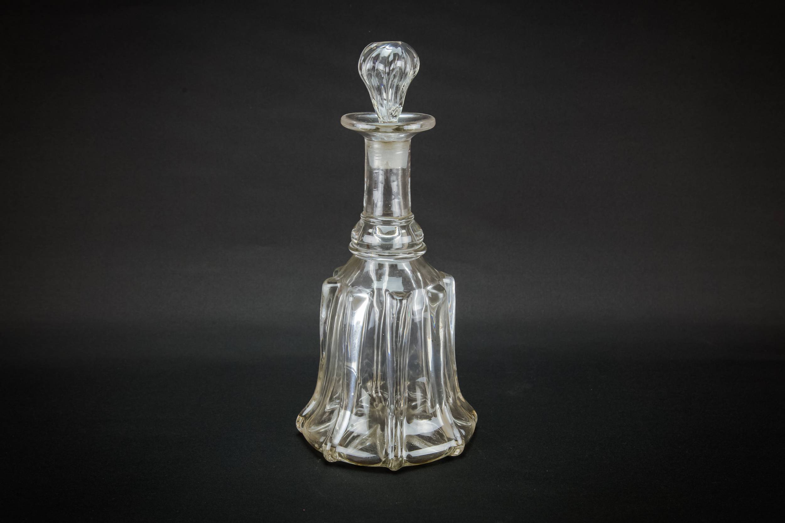 Blown Glass Antique — Newcastle pillar decanter