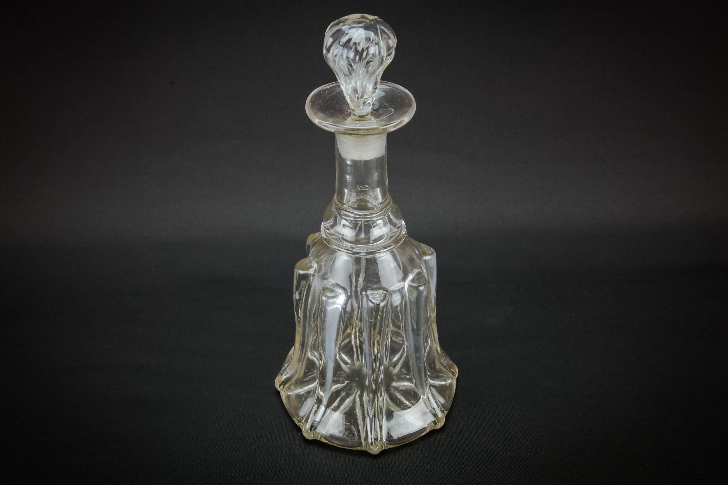 Blown Glass Antique — Newcastle pillar decanter 4