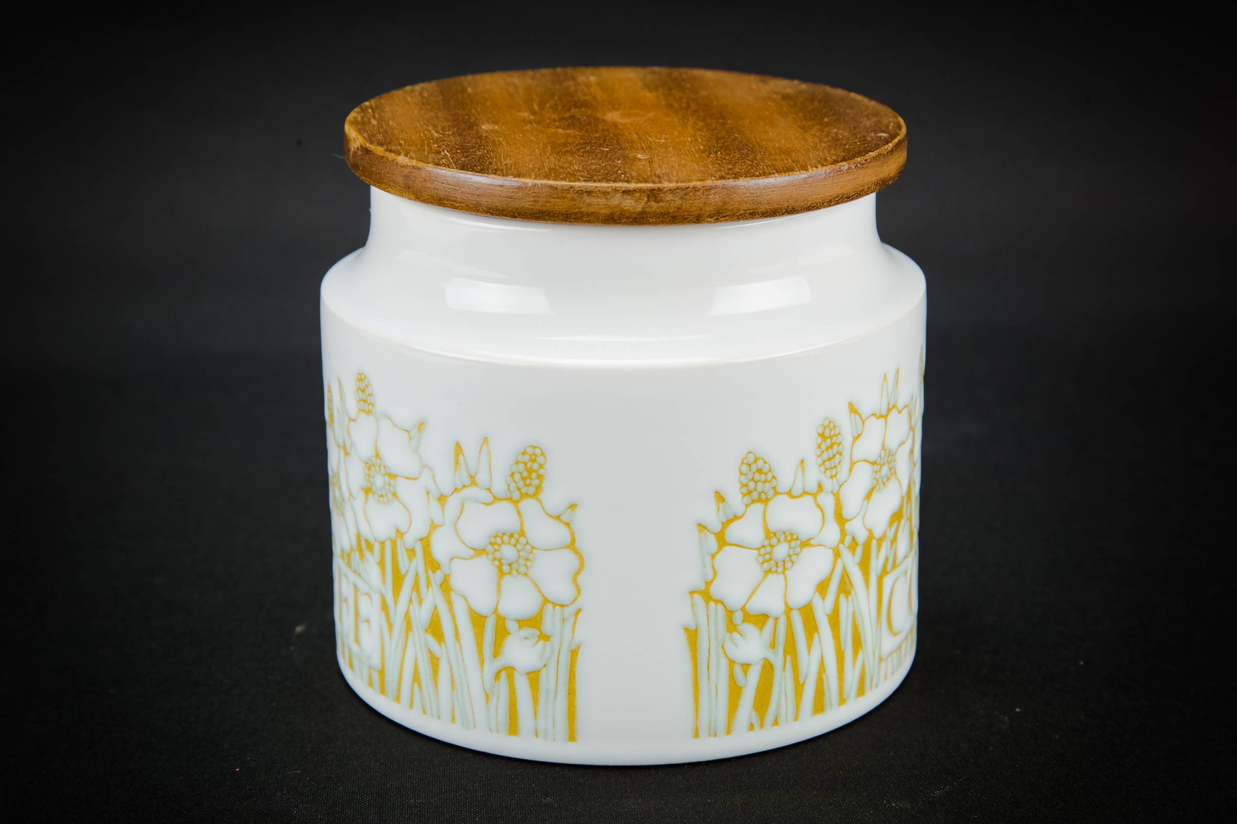 Elegant Modernist Coffee — Coffee storage jar 1