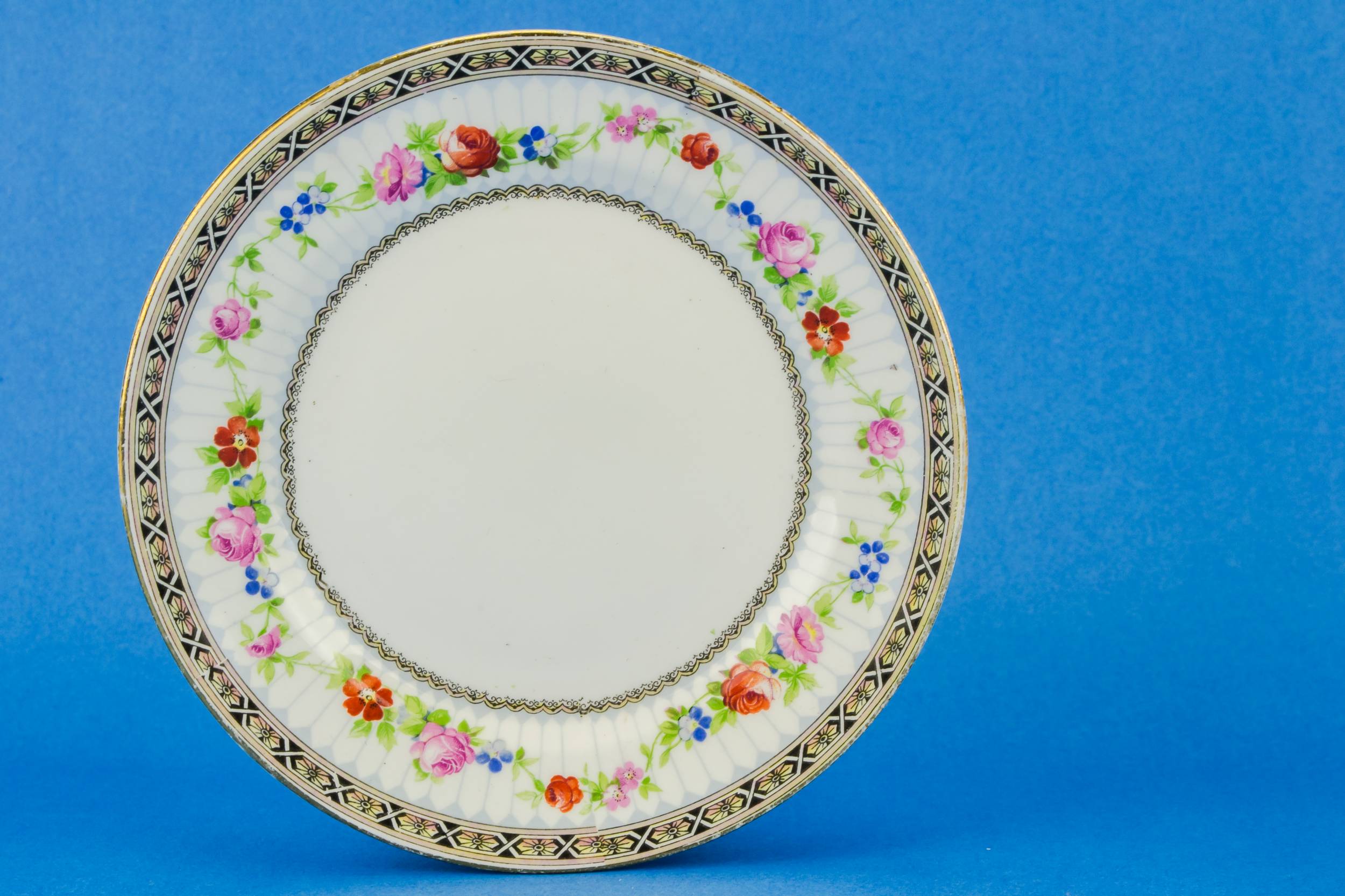 Neo-classical Porcelain Floral — Floral tea set for one 3
